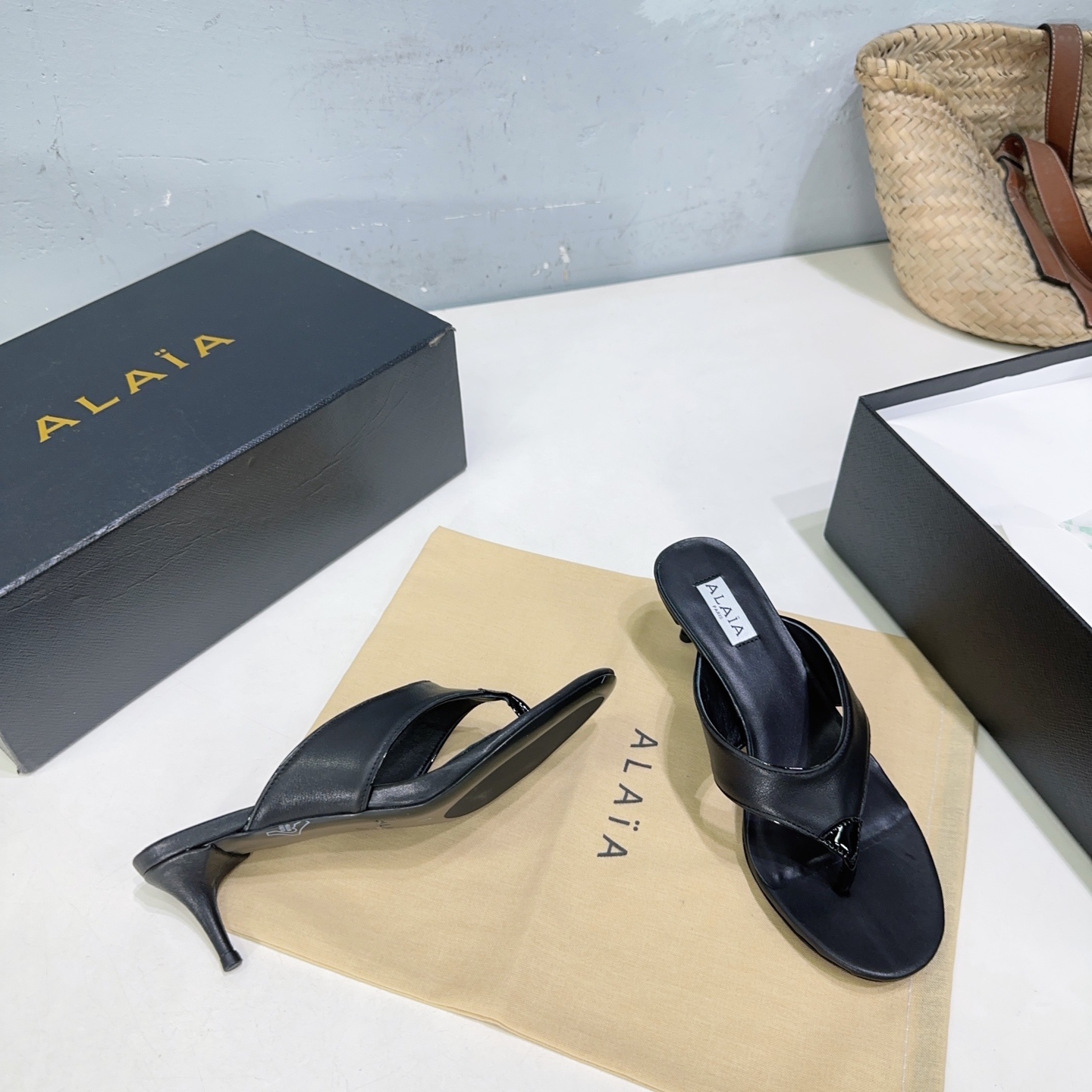 French Luxury Brand 624: Handcrafted High-Quality Footwear with Unique Designs - 图片 8