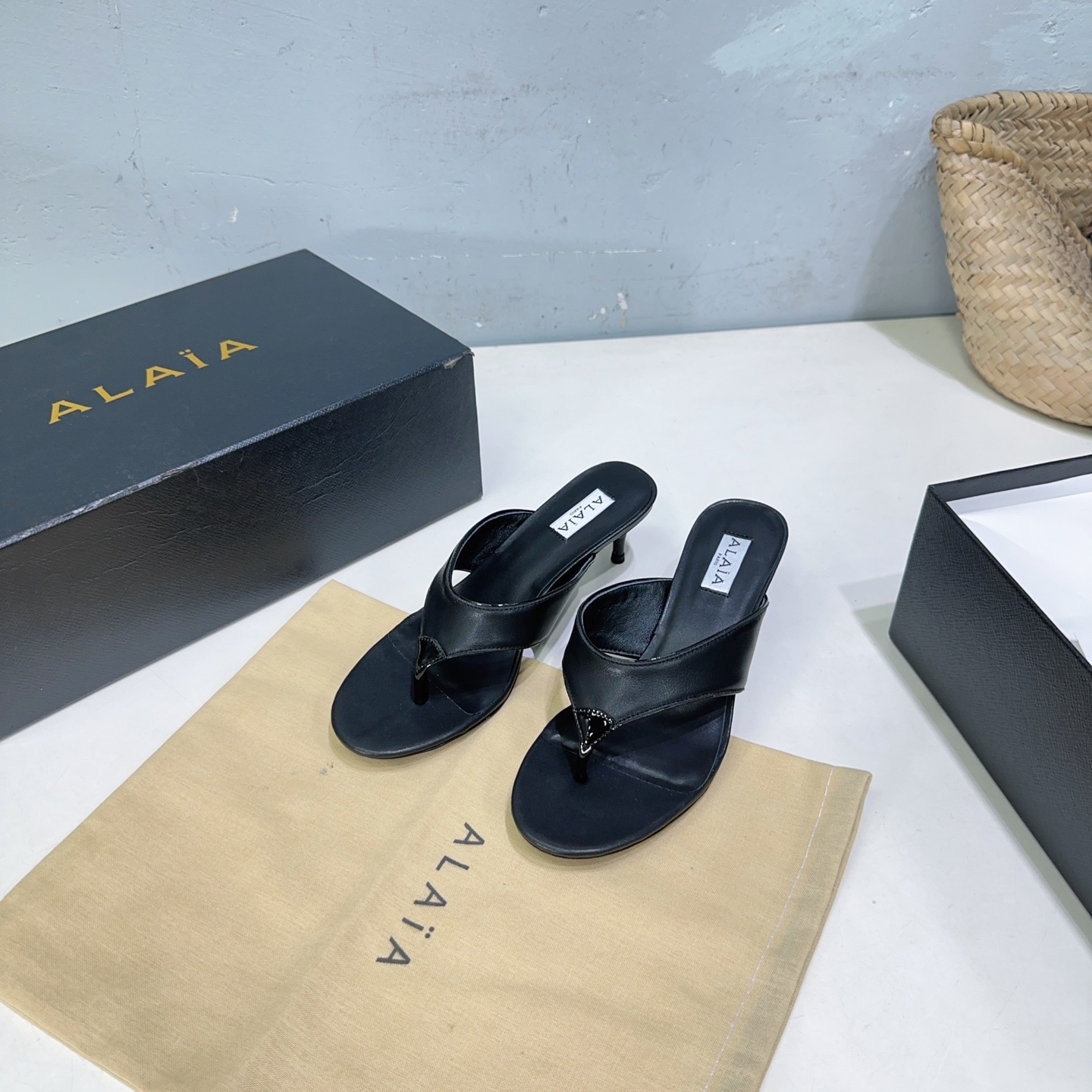 French Luxury Brand 624: Handcrafted High-Quality Footwear with Unique Designs - 图片 5