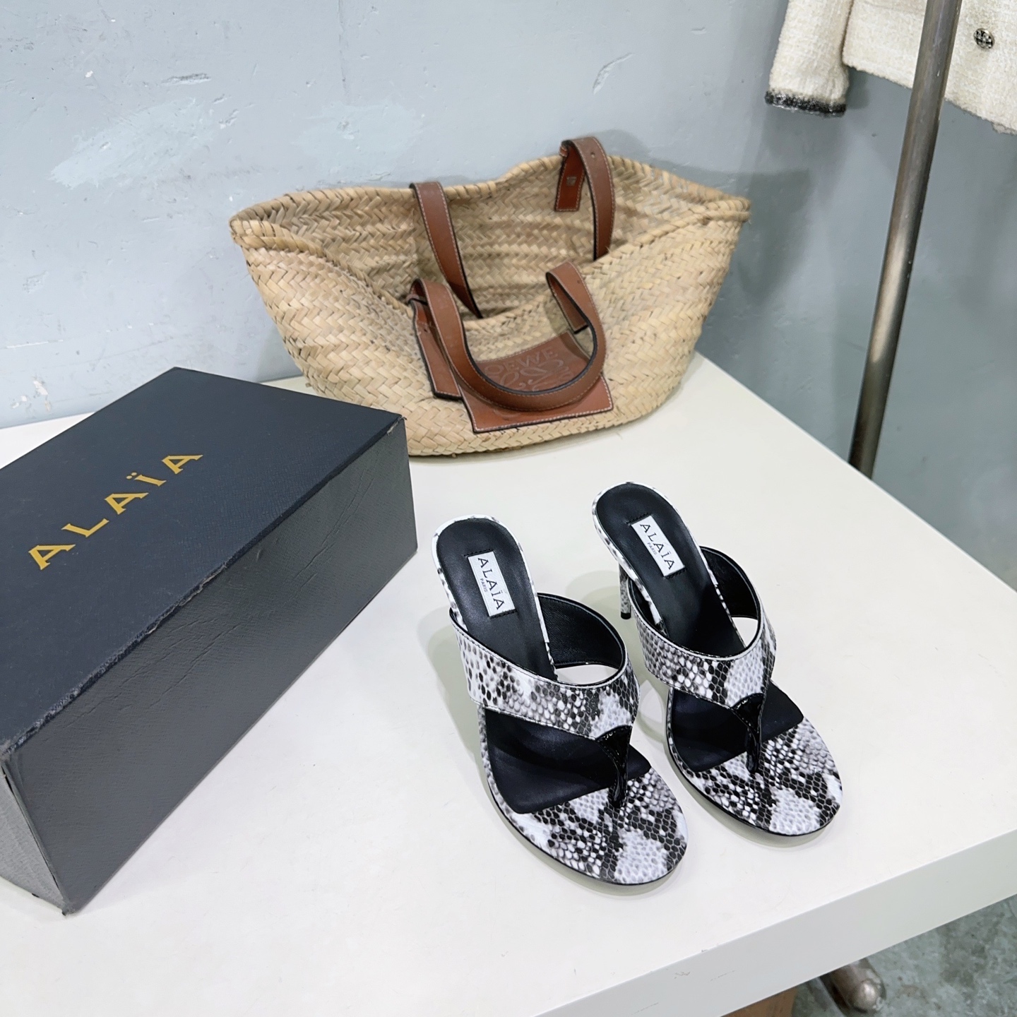 French Luxury Brand: Alaia’s High-Quality Handcrafted Footwear Collection - 图片 4