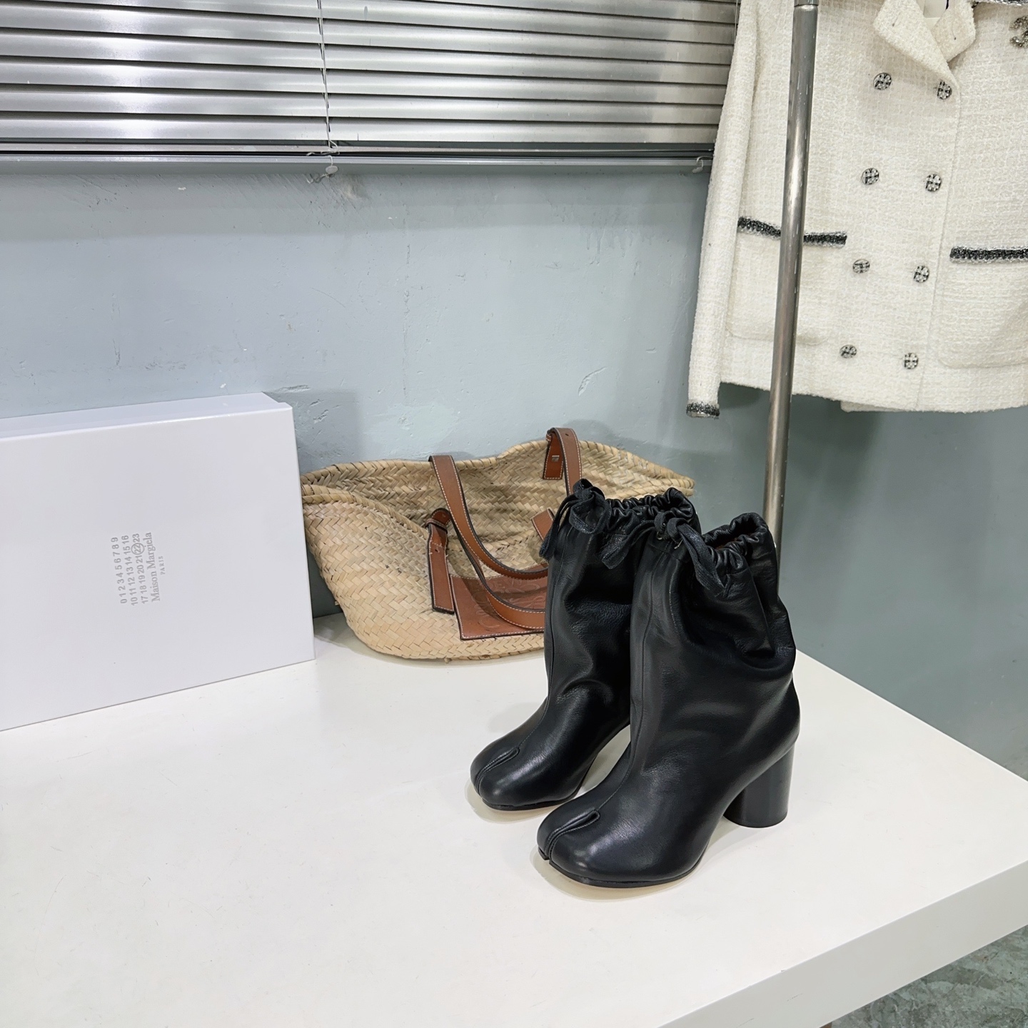 Top Quality Maison Margiela 25ss Short Boots: Italian Leather, Adjustable Width, Stylish Comfort. - 图片 2