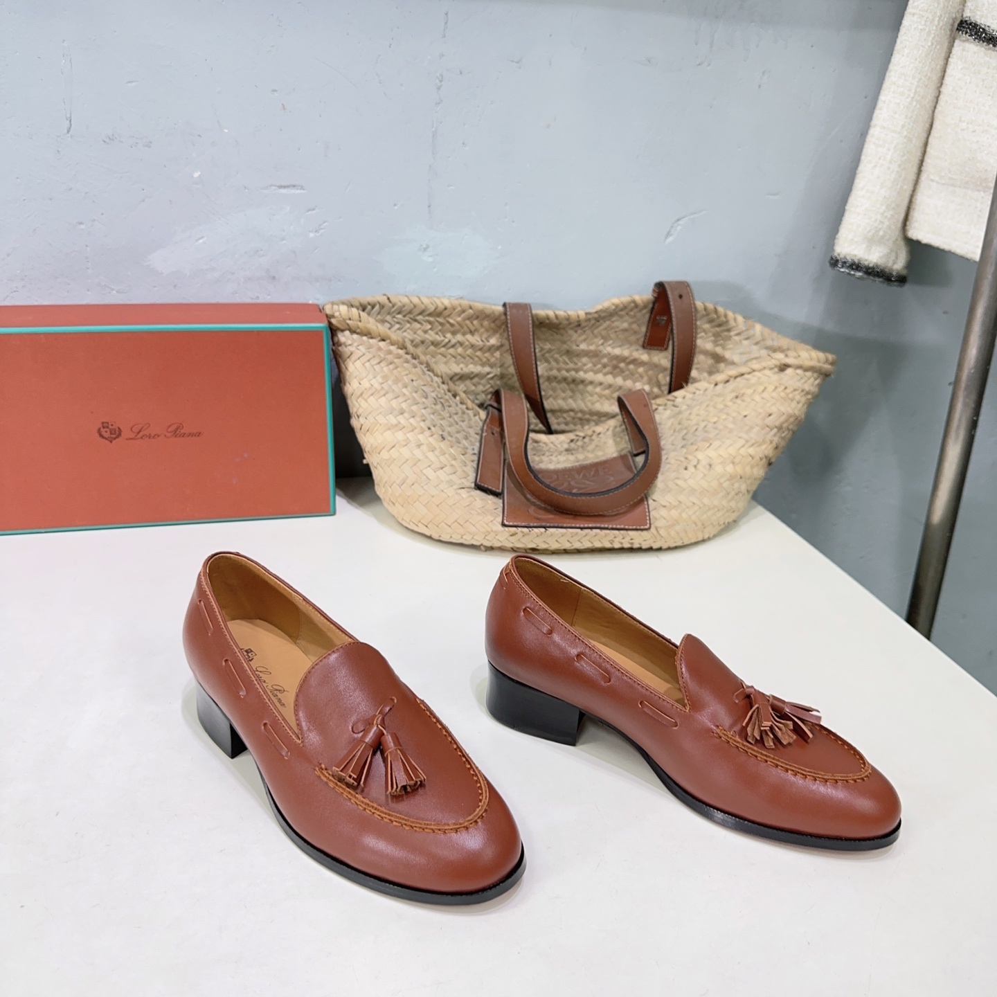 Luxury Italian Recreational Shoes: Ox Leather, Quality Craftsmanship, Timeless Design - 图片 6