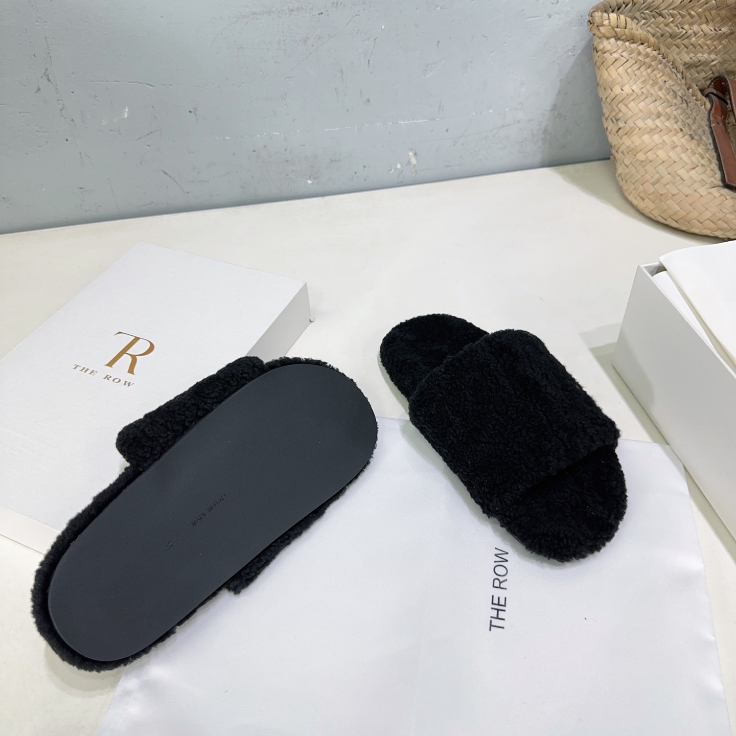 “European Class A Wool Shoes: High Quality, Cozy, and Cute, Sizes 35-41 with Original Packaging” - 图片 9