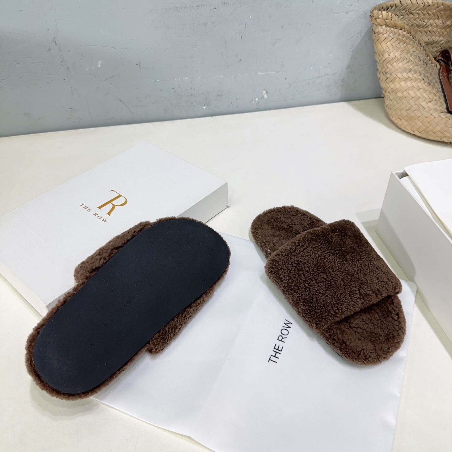 “European Class A Wool Shoes: Cozy, High Quality, Furry Wool, Original Rubber Floor, Sizes 35-41” - 图片 8