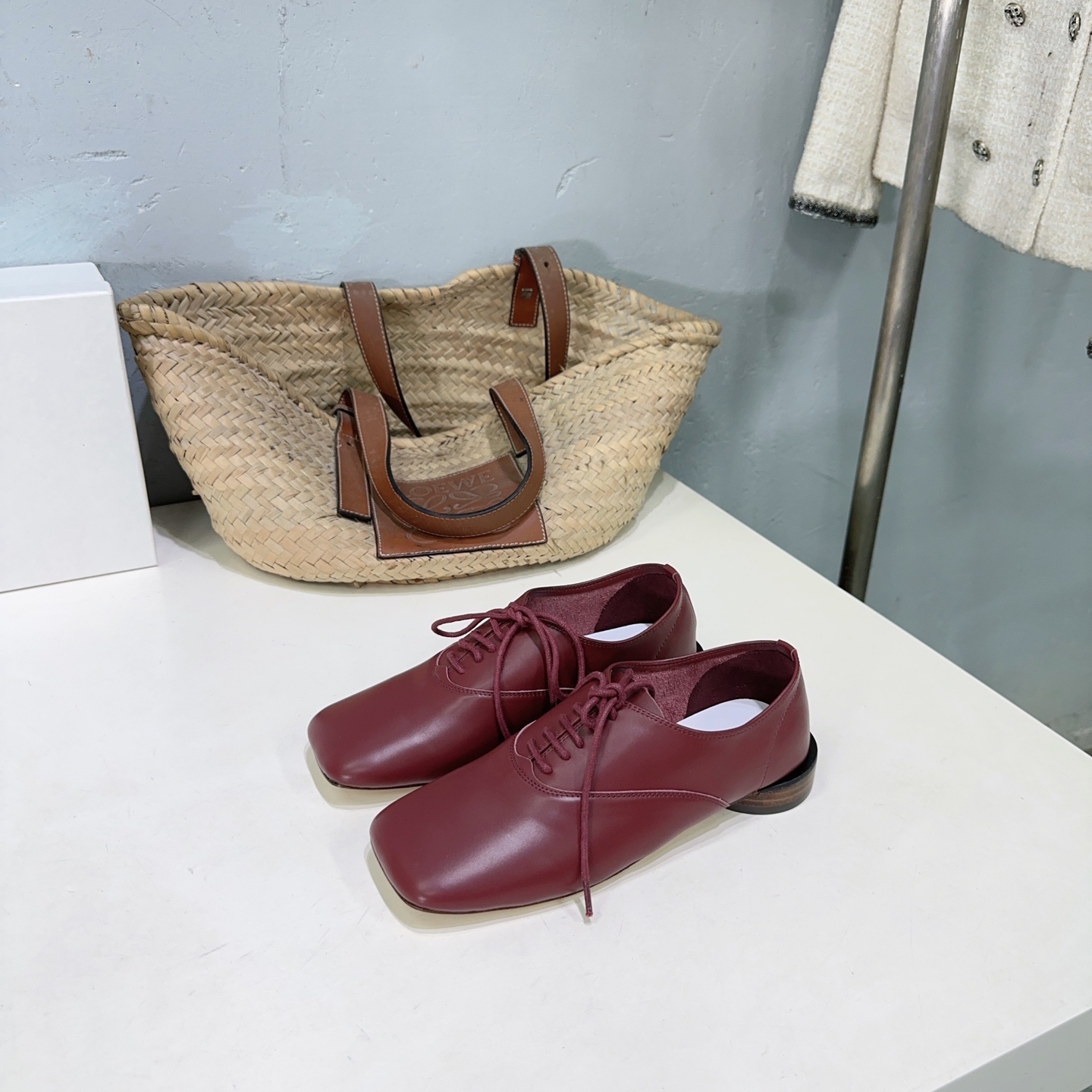 “Jacquemus x Repetto 2025 Autumn Ballet Shoes: French Design, Italian Leather, Unique Style” - 图片 3