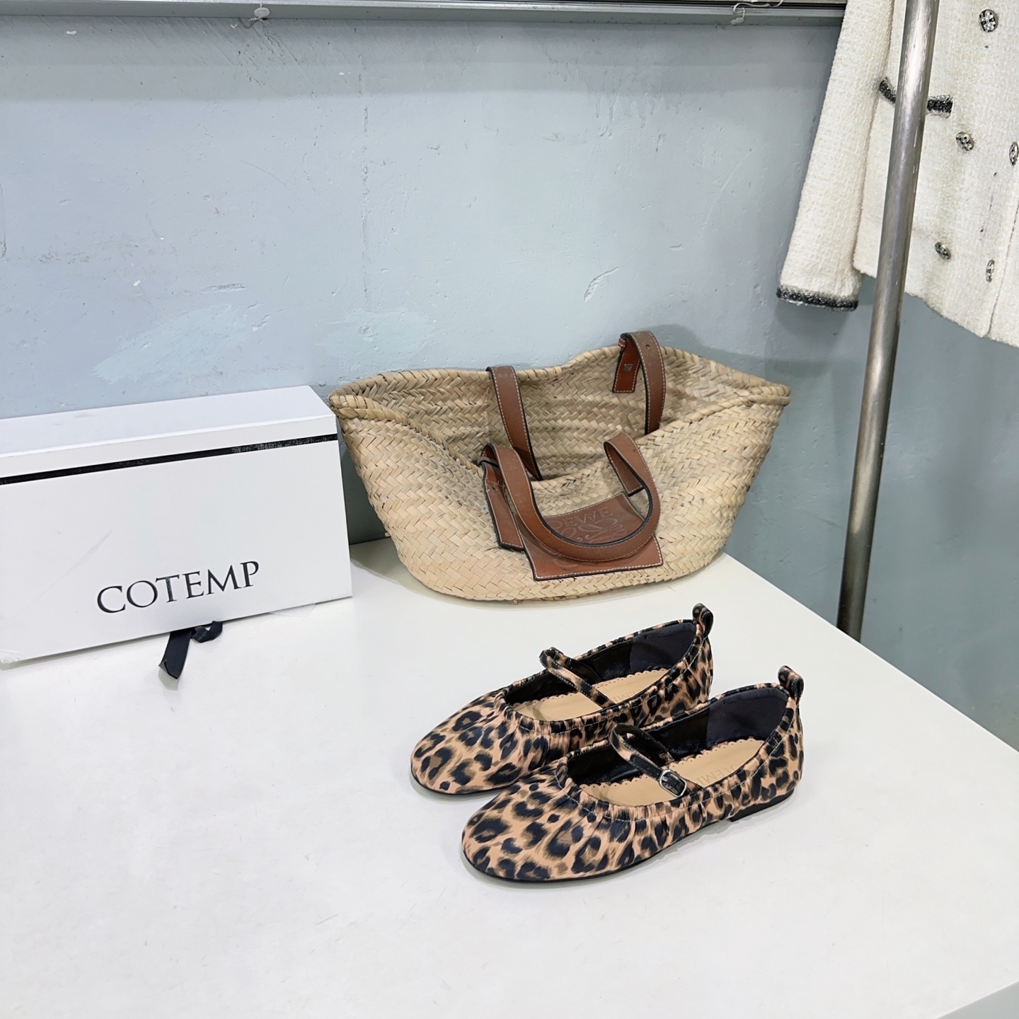 “New Cheetah Shoes: High-Quality Factory Model with Original Design and Range of Sizes” - 图片 3