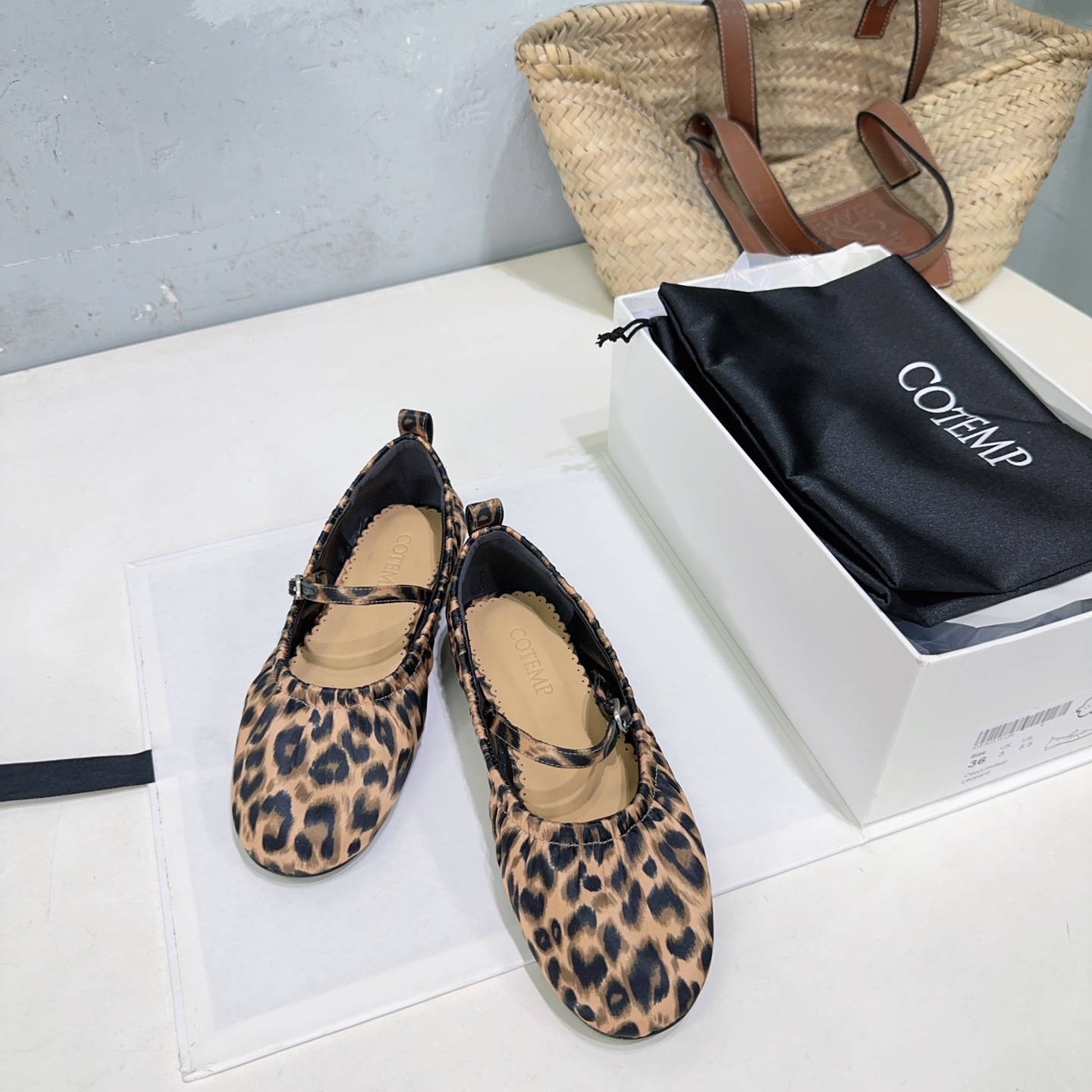 “New Cheetah Shoes: High-Quality Factory Model with Original Design and Range of Sizes” - 图片 7