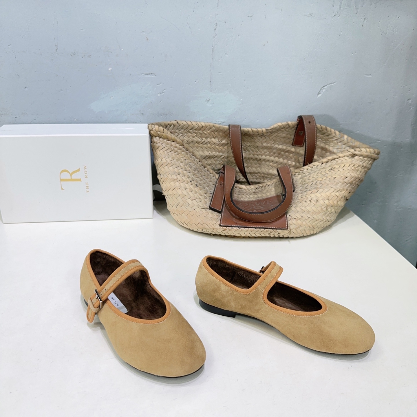 ¡Fábrica de alta calidad! Marca de moda de nicho 🔥¡La fila 25ss nuevos zapatos planos Mary Jane de piel de conejo de o…