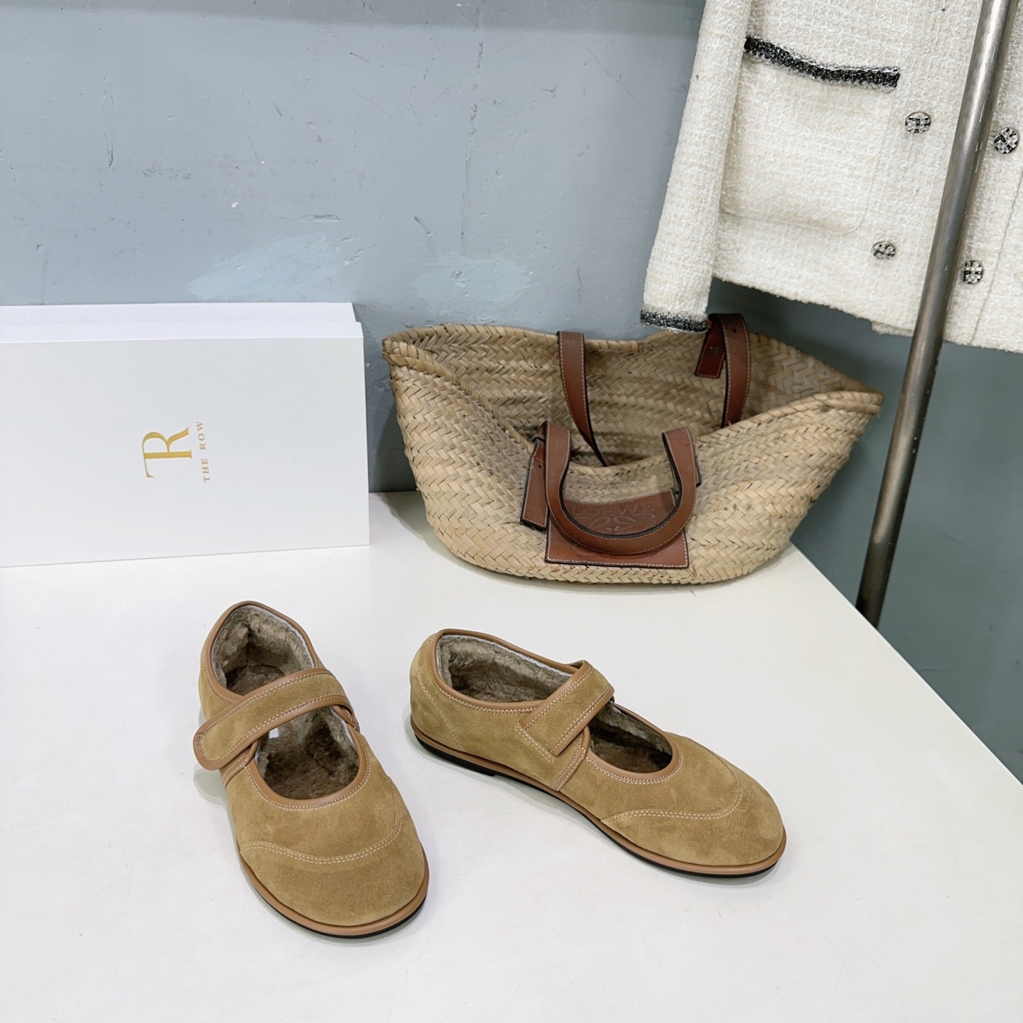 ¡Fábrica de alta calidad! Marca de moda de nicho 🔥 ¡La fila 25ss nuevos zapatos planos Mary Jane con velcro de piel de…