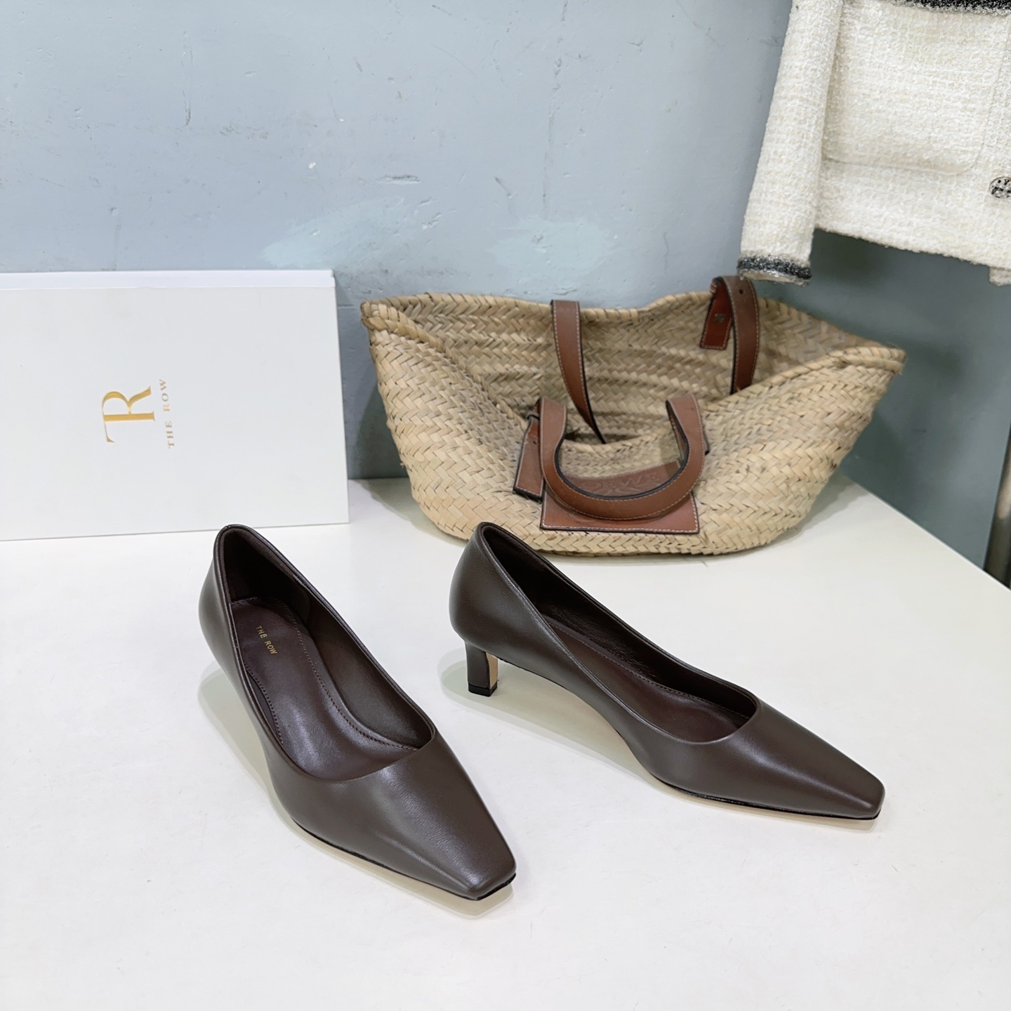 ¡Fábrica de alta calidad! Marca de moda de nicho 🔥 The Row26 zapatos franceses sencillos de tacón alto y punta cuadrad…