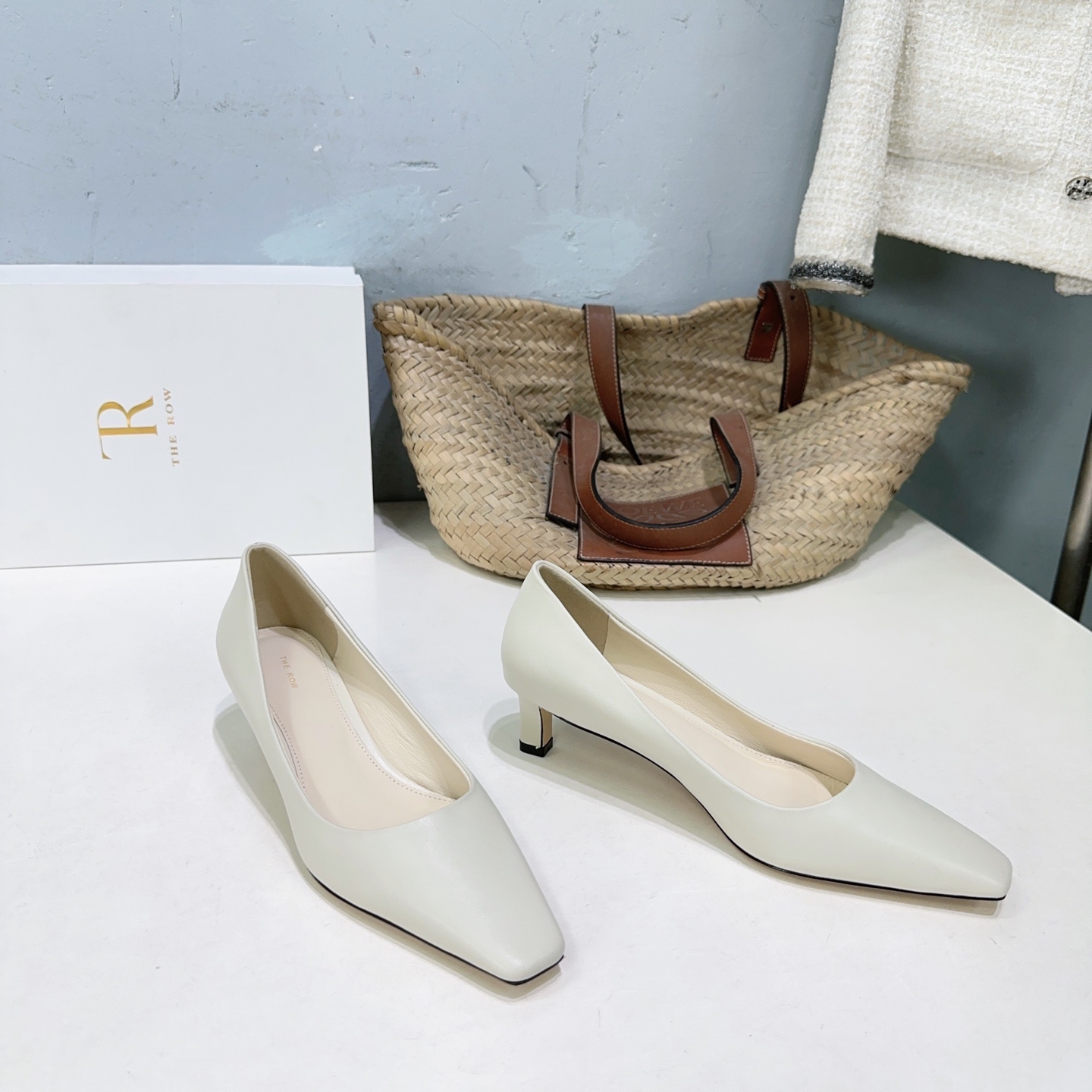 ¡Fábrica de alta calidad! Marca de moda de nicho 🔥 The Row26 zapatos franceses sencillos de tacón alto y punta cuadrad…