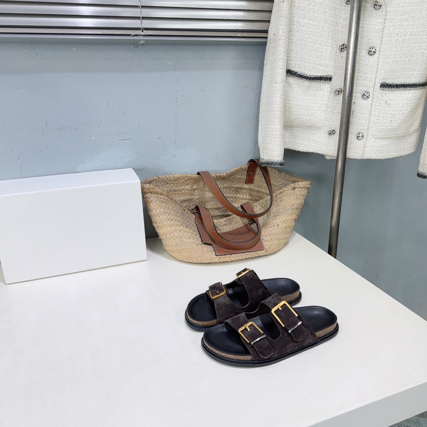 ¡Fábrica de alta calidad! Marca de moda de nicho 🔥THE ROW 26 nuevas pantuflas planas con hebilla de ante de vaca simpl…