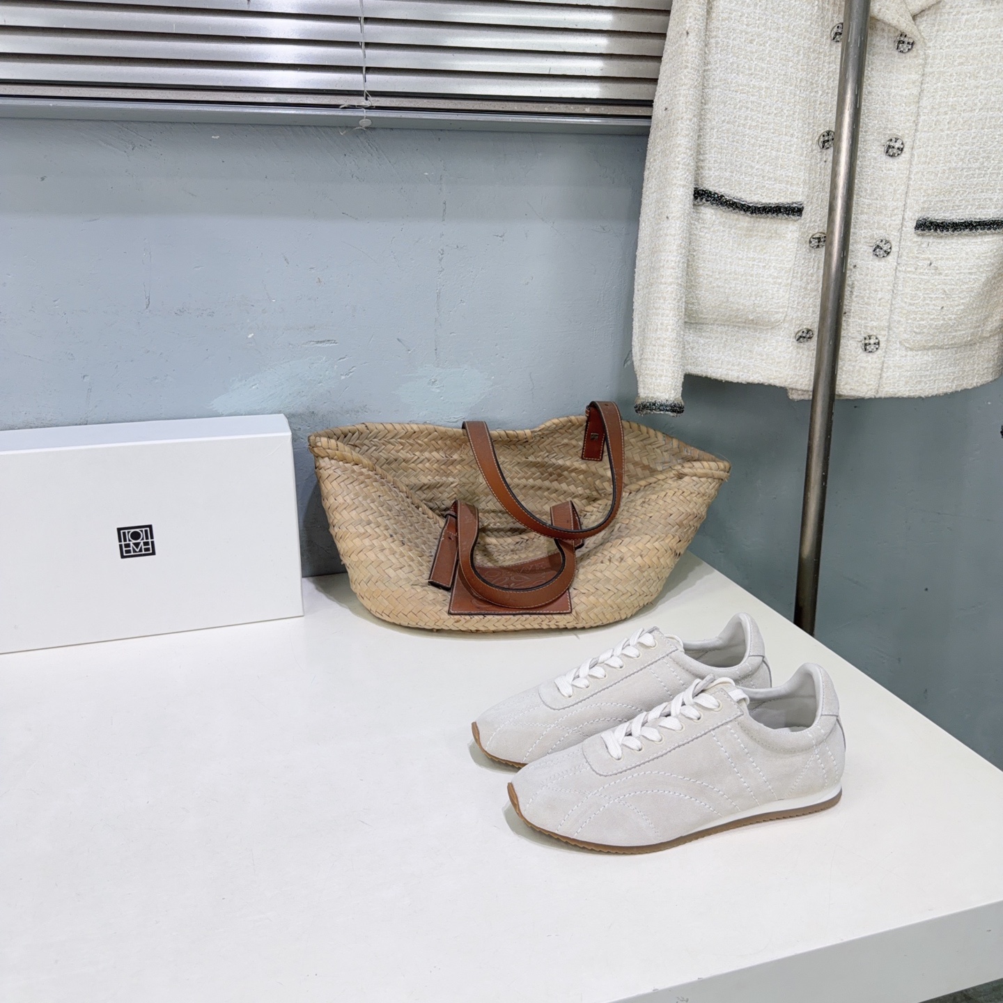 ¡Fábrica de alta calidad! Marca de moda de nicho 🔥TOTEME26ss principios de primavera, nuevo entrenamiento moral retro,…