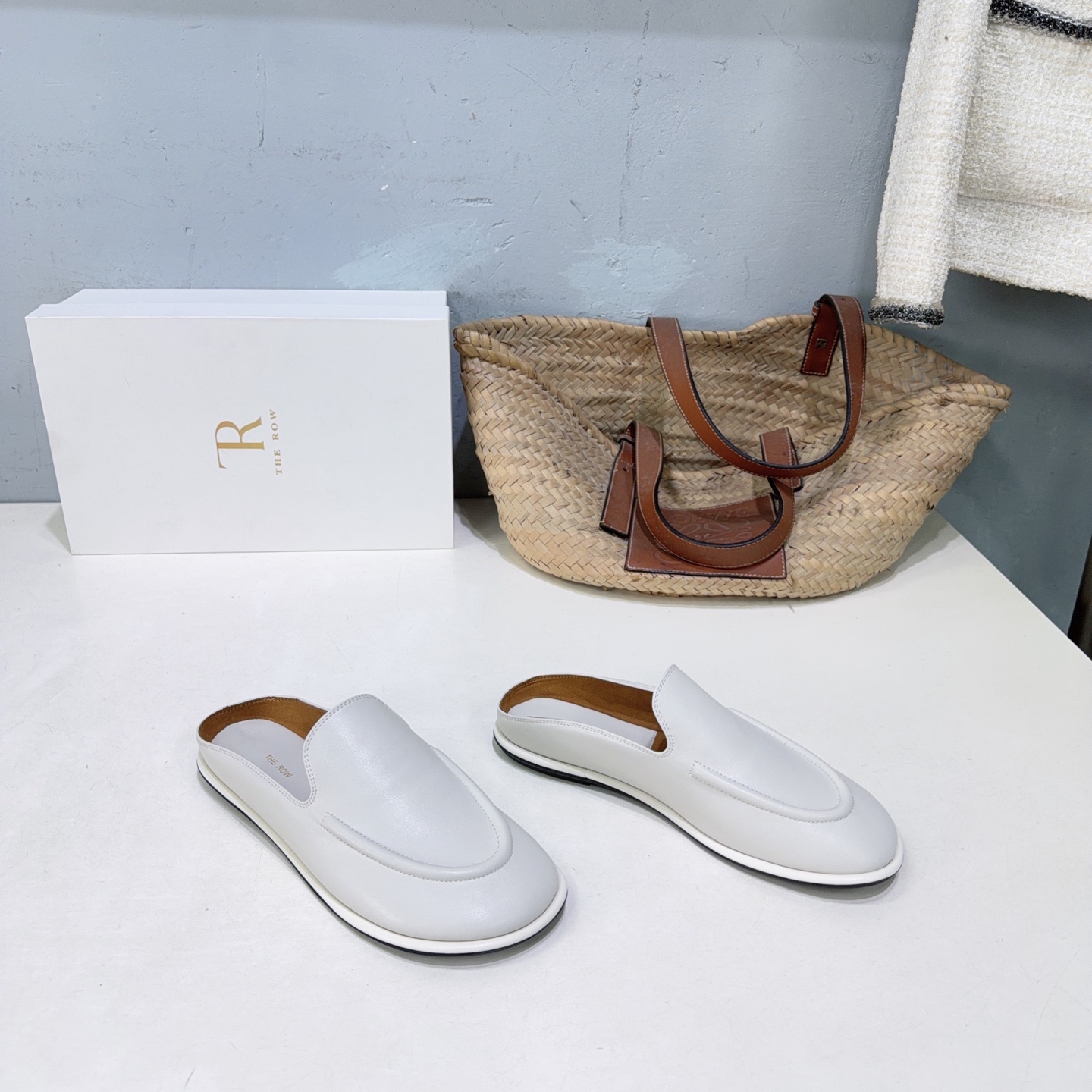 ¡Fábrica de alta calidad! Marca de moda de nicho 🔥 Mocasines, bolsos y zapatos individuales de nuevos colores de prima…