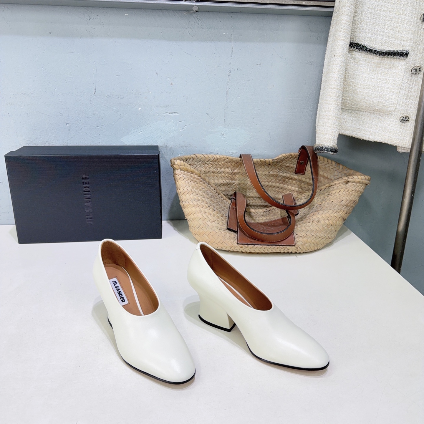 ¡Fábrica de alta calidad! Marca de moda de nicho 🔥JILSander𝐧𝐞𝐰26 zapatos de punta redonda de tacón grueso retro sim…