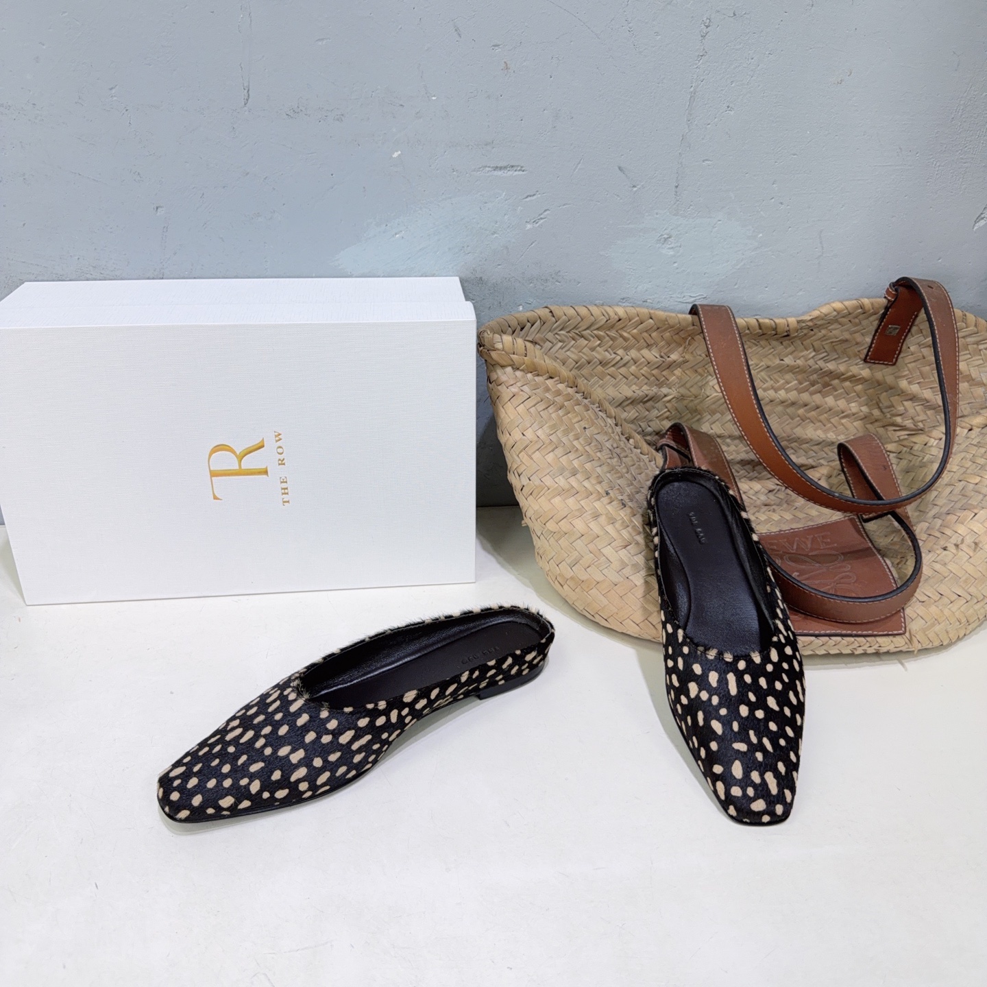 ¡Fábrica de alta calidad! Marca de moda de nicho 🔥 ¡The Row 26, nuevas medias pantuflas de punta cuadrada pequeñas de …