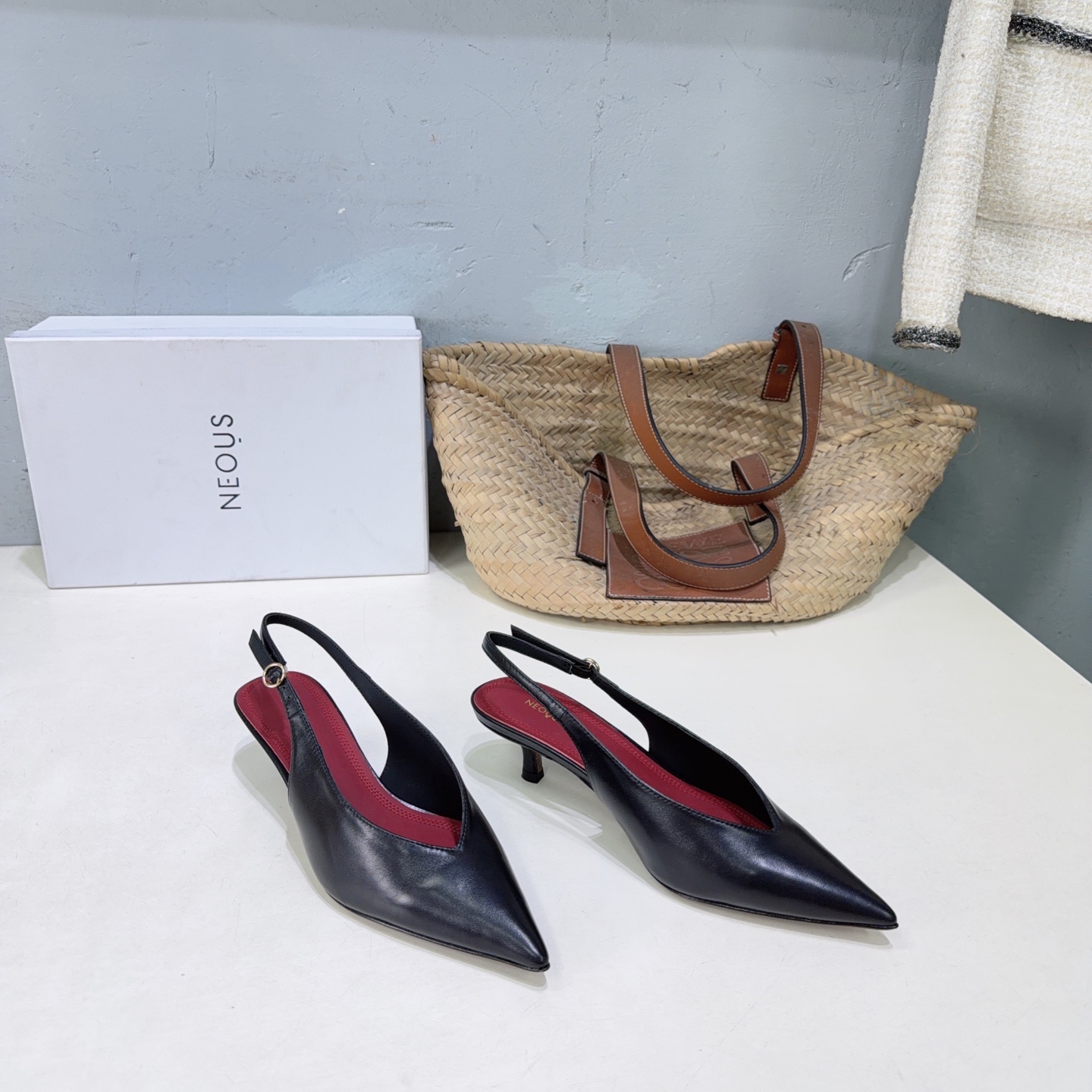 ¡Fábrica de alta calidad! Marca de moda de nicho 🔥NEOUS 26 ¡nuevas sandalias con punta en punta y tacón de gato de est…