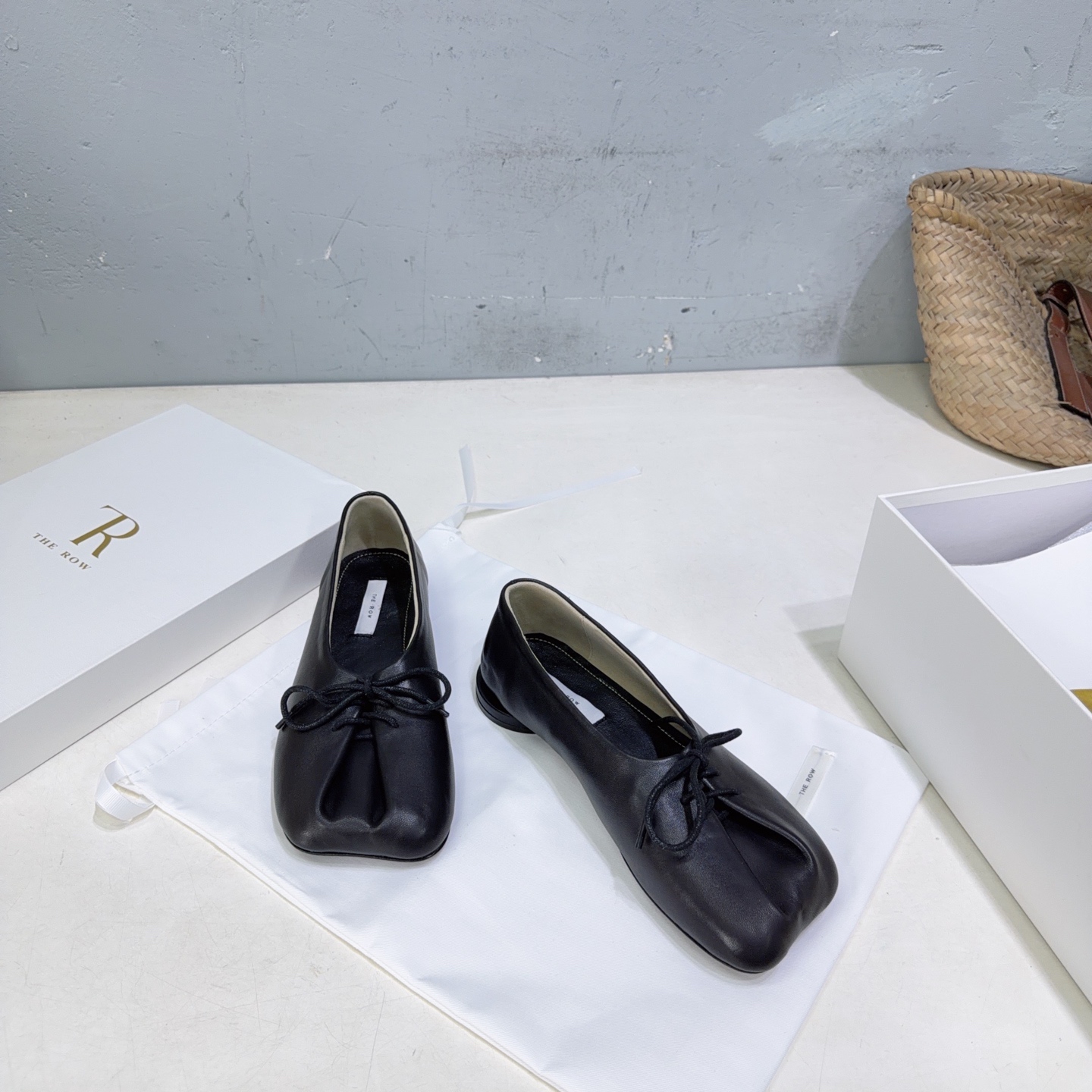 ¡Fábrica de alta calidad! Marca de moda de nicho 🔥 The Row 26 nuevos mocasines con cordones y tacón plano con punta re…