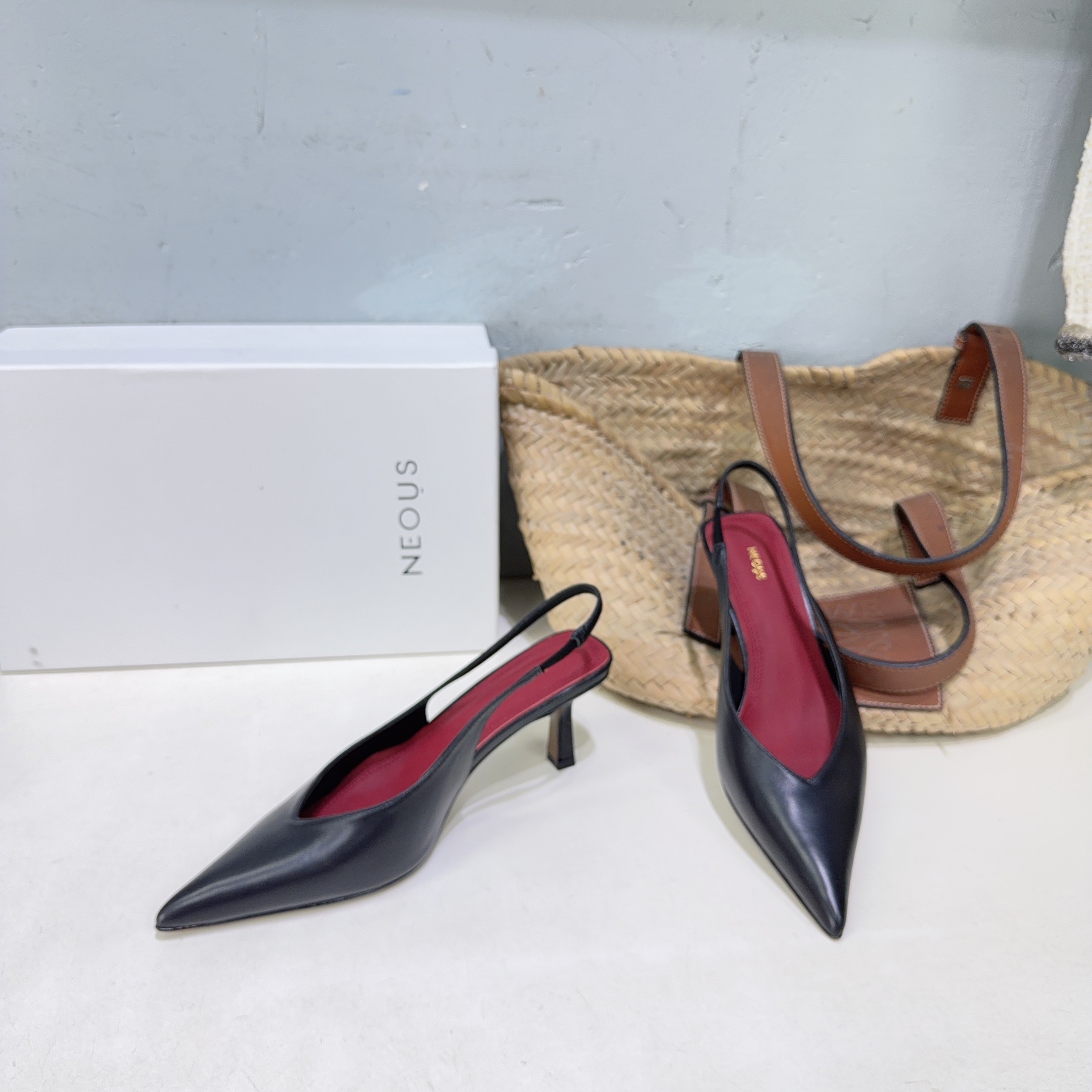 ¡Fábrica de alta calidad! Marca de moda de nicho 🔥NEOUS 26 ¡nuevas sandalias con punta en punta y tacón de gato de est…