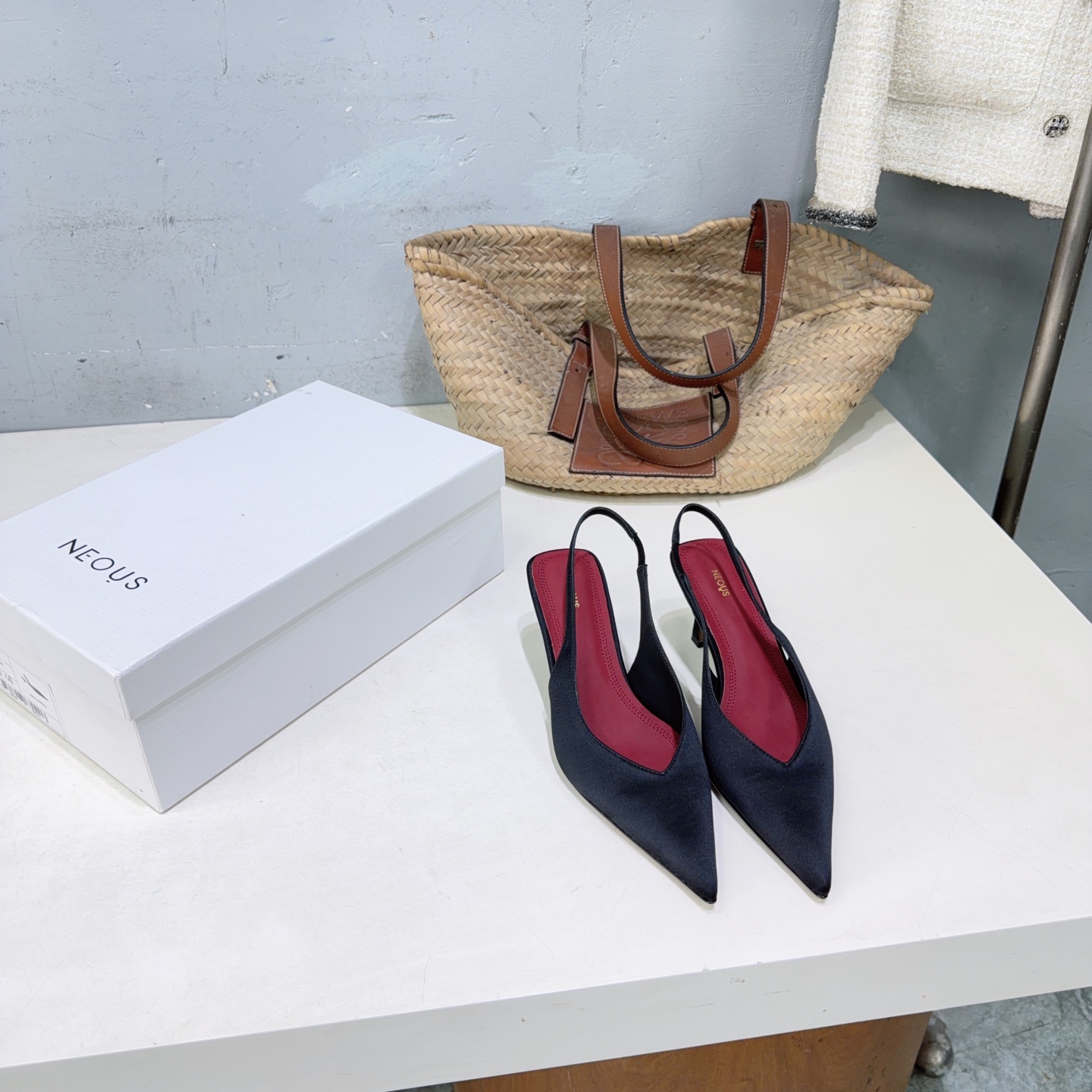 ¡Fábrica de alta calidad! Marca de moda de nicho 🔥NEOUS 26 ¡nuevas sandalias con punta en punta y tacón de gato de est…