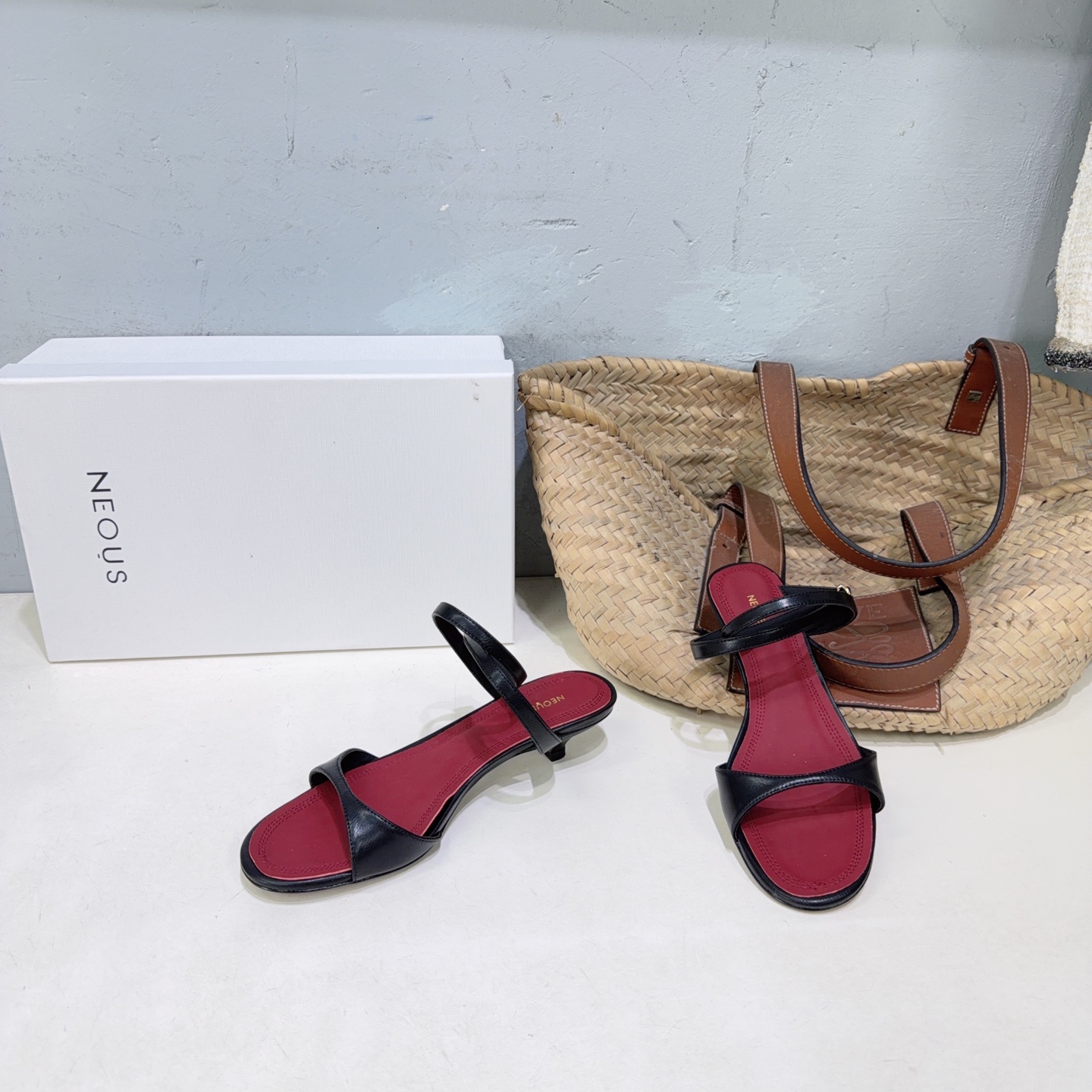 ¡Fábrica de alta calidad! Marca de moda de nicho 🔥NEOUS 26 ¡sandalias simples con tacón de gato para primavera y veran…