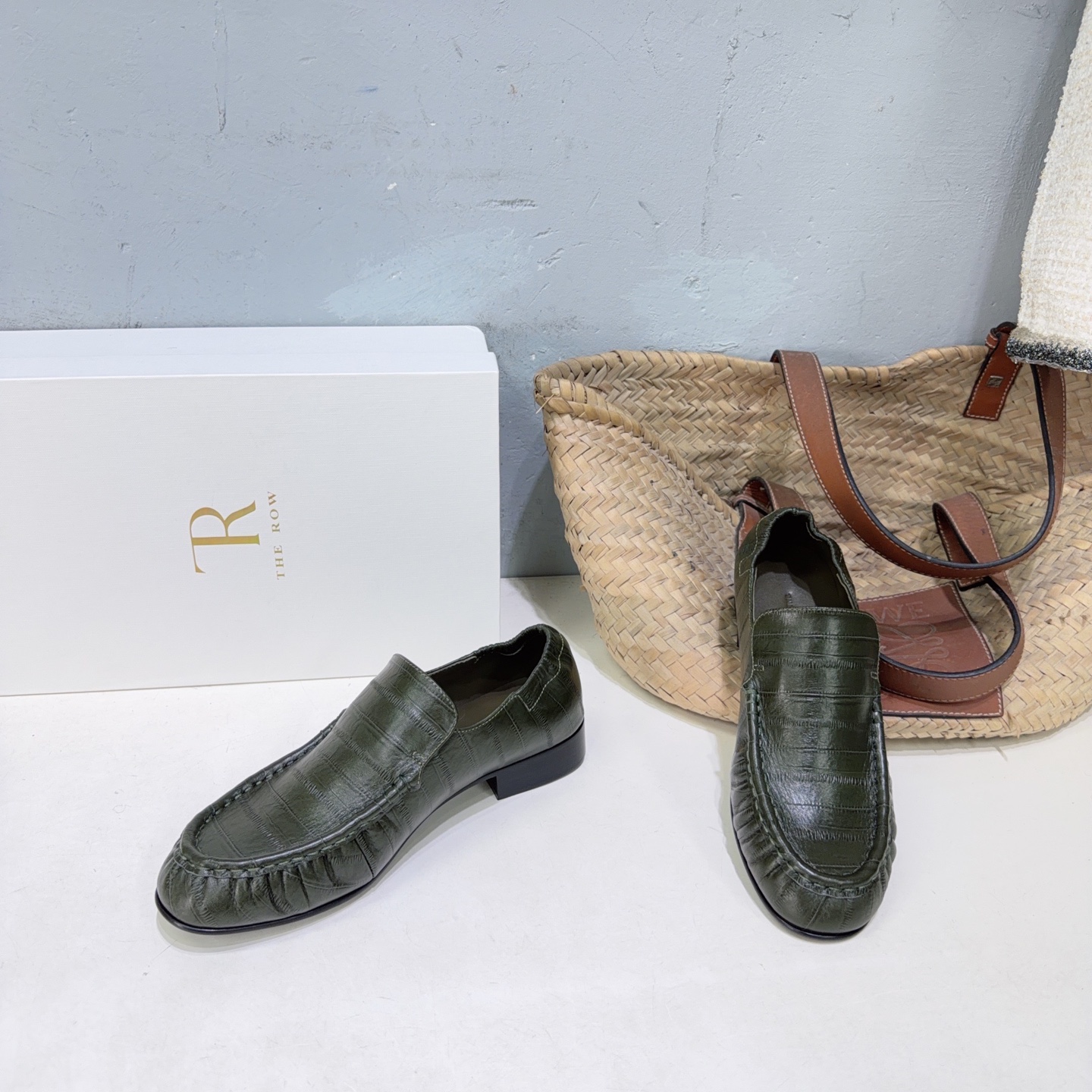 ¡Fábrica de alta calidad! Marca de moda de nicho 🔥 ¡La serie de zapatos individuales con mocasines elásticos modernos …
