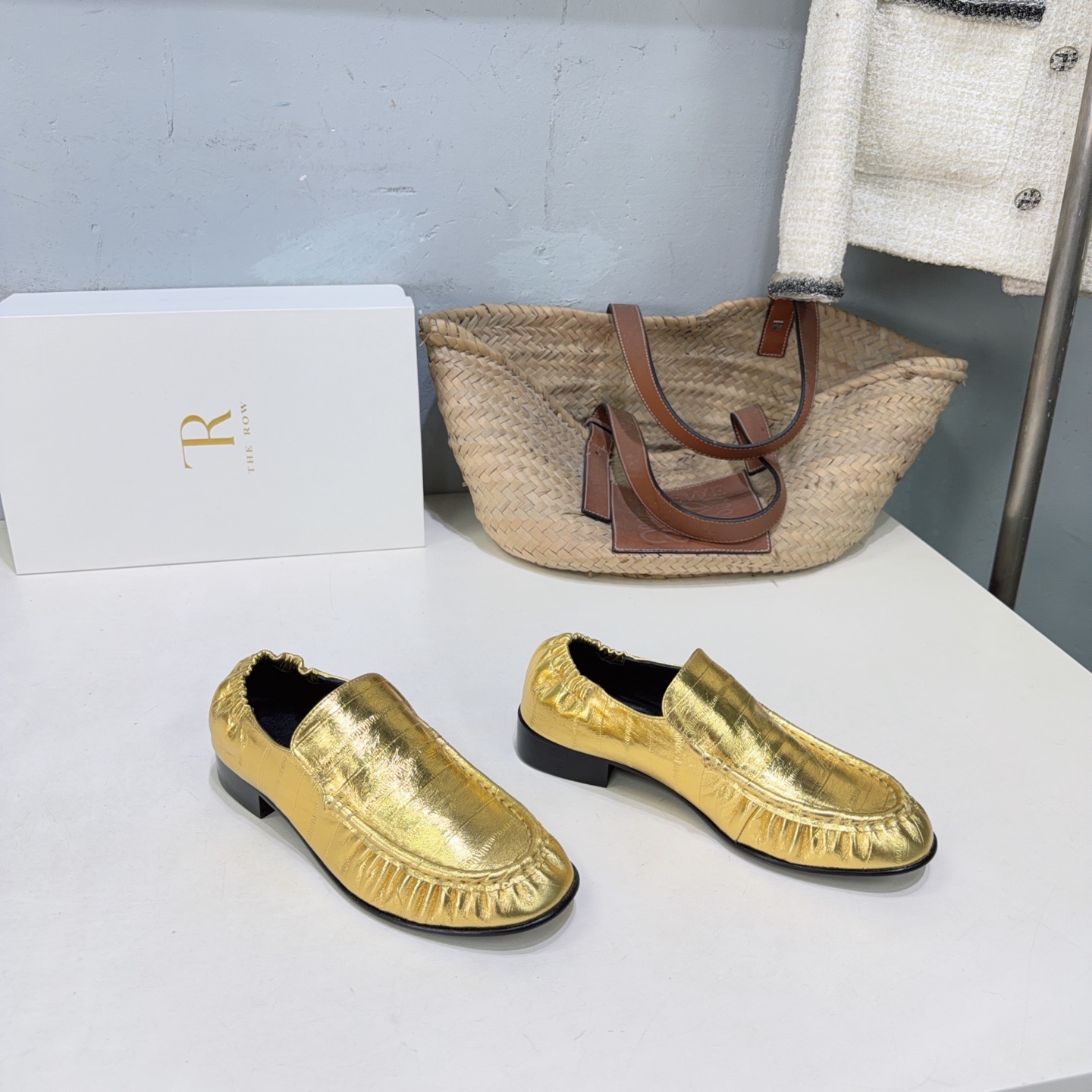 ¡Fábrica de alta calidad! Marca de moda de nicho 🔥 ¡La serie de zapatos individuales con mocasines elásticos modernos …