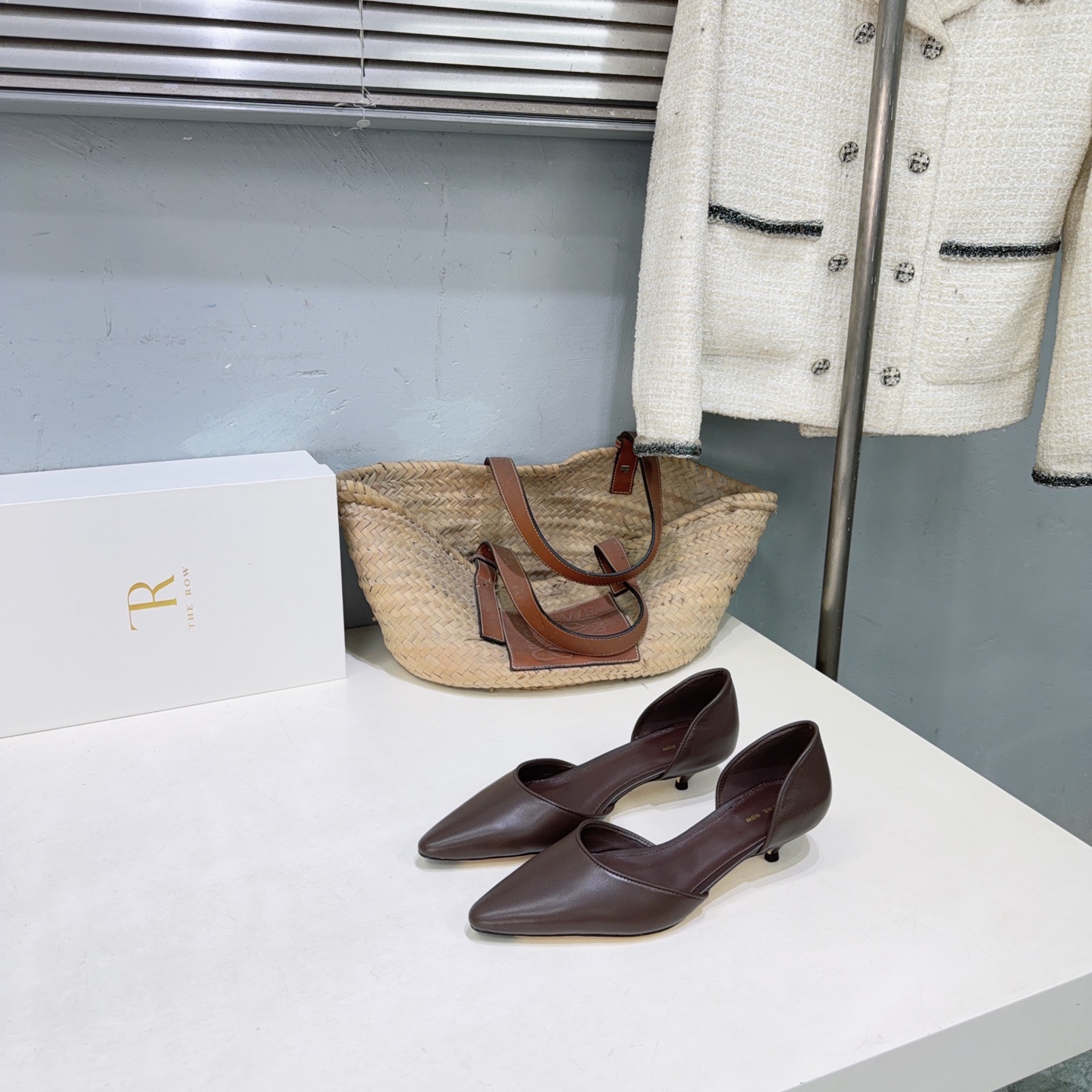 ¡Fábrica de alta calidad! Marca de moda de nicho 🔥 ¡Los zapatos huecos con tacón de gato, puntiagudos, retro, francese…