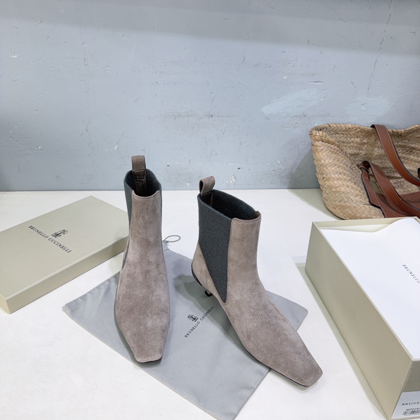 ¡Fábrica de alta calidad! ¡Calidad superior! 🔥Brunello Cucinelli /BC 2026ss otoño e invierno botas cortas sin cordones…