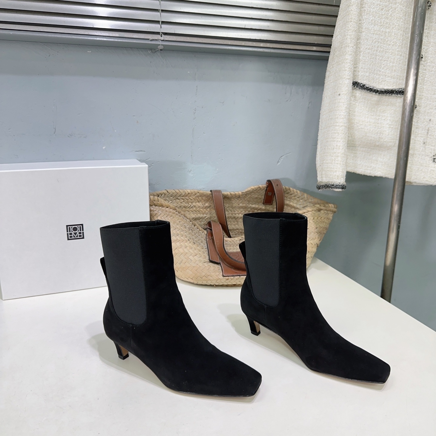 ¡Fábrica de alta calidad! Marca de moda de nicho 🔥Toteme 🆕26ss ¡nuevas botas elásticas de tacón de gato con punta cua…