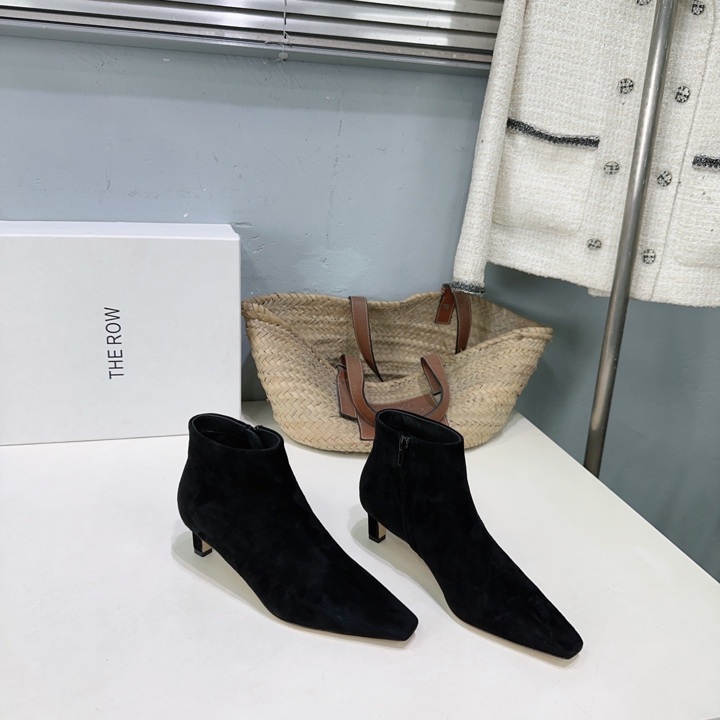 ¡Fábrica de alta calidad! Marca de moda de nicho 🔥THE ROW26 ¡Nuevas botas cortas y zapatos nude con tacón de gato y pu…