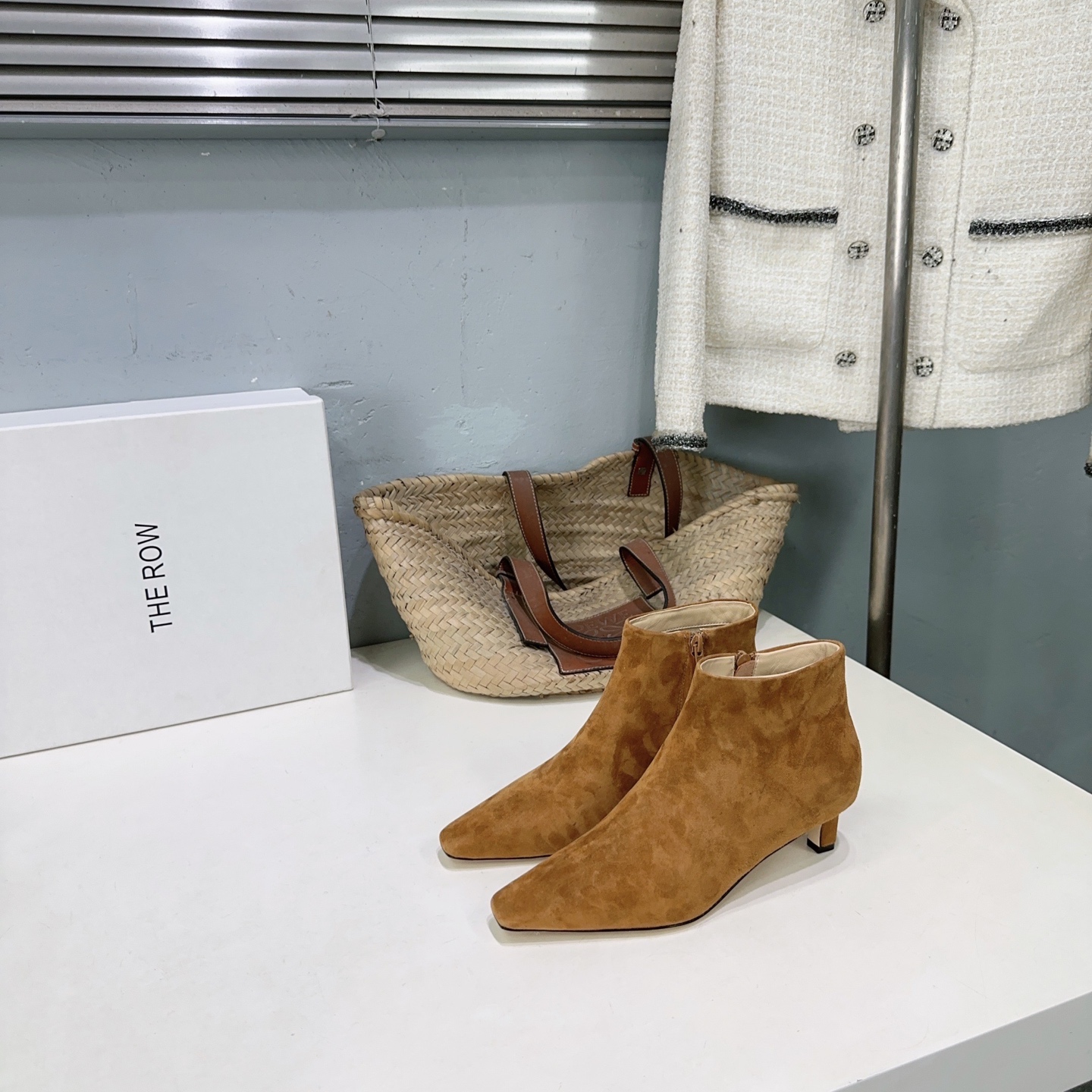 ¡Fábrica de alta calidad! Marca de moda de nicho 🔥THE ROW26 ¡Nuevas botas cortas y zapatos nude con tacón de gato y pu…
