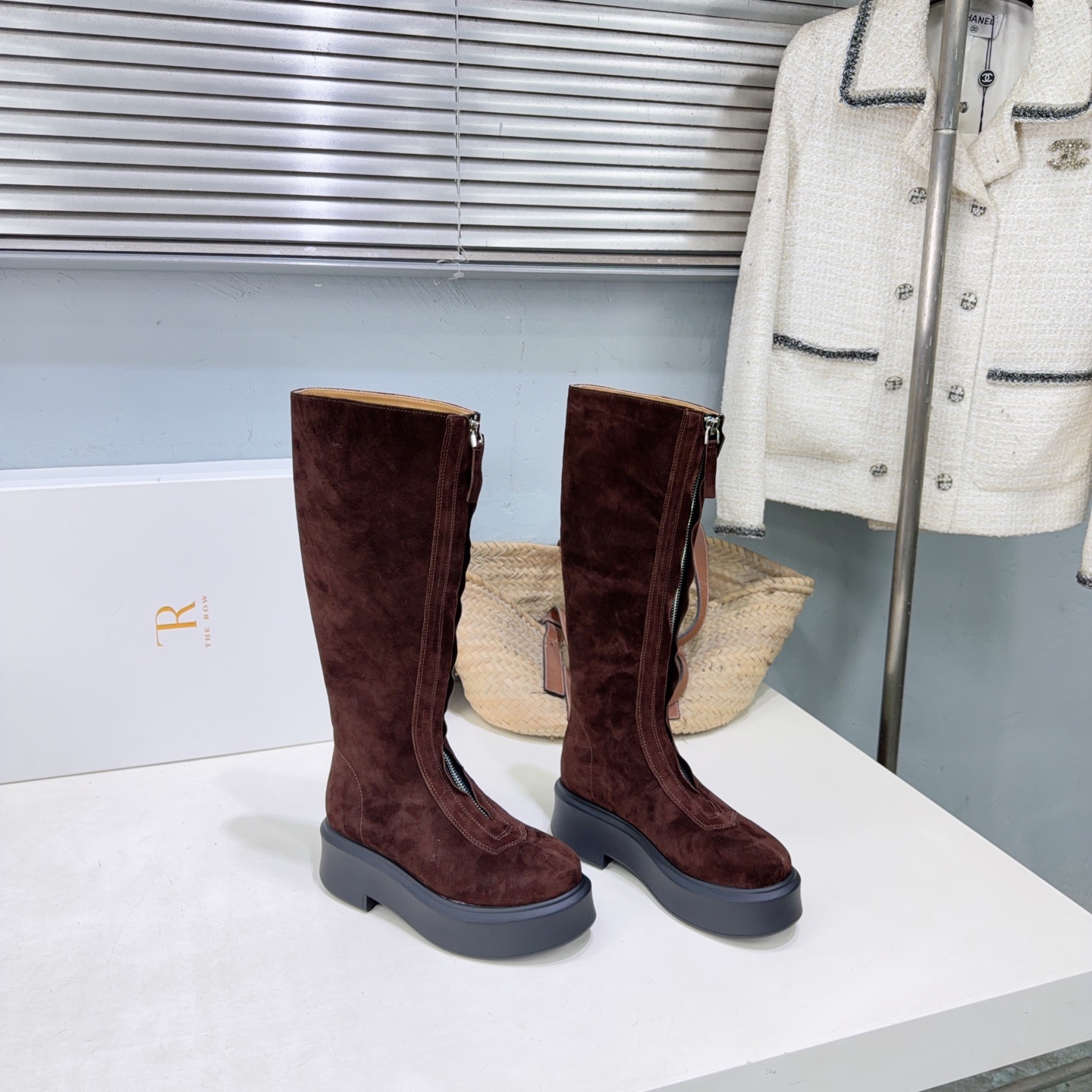 ¡Fábrica de alta calidad! Marca de moda de nicho 🔥Botas de suela gruesa con plataforma y cremallera frontal de otoño e…