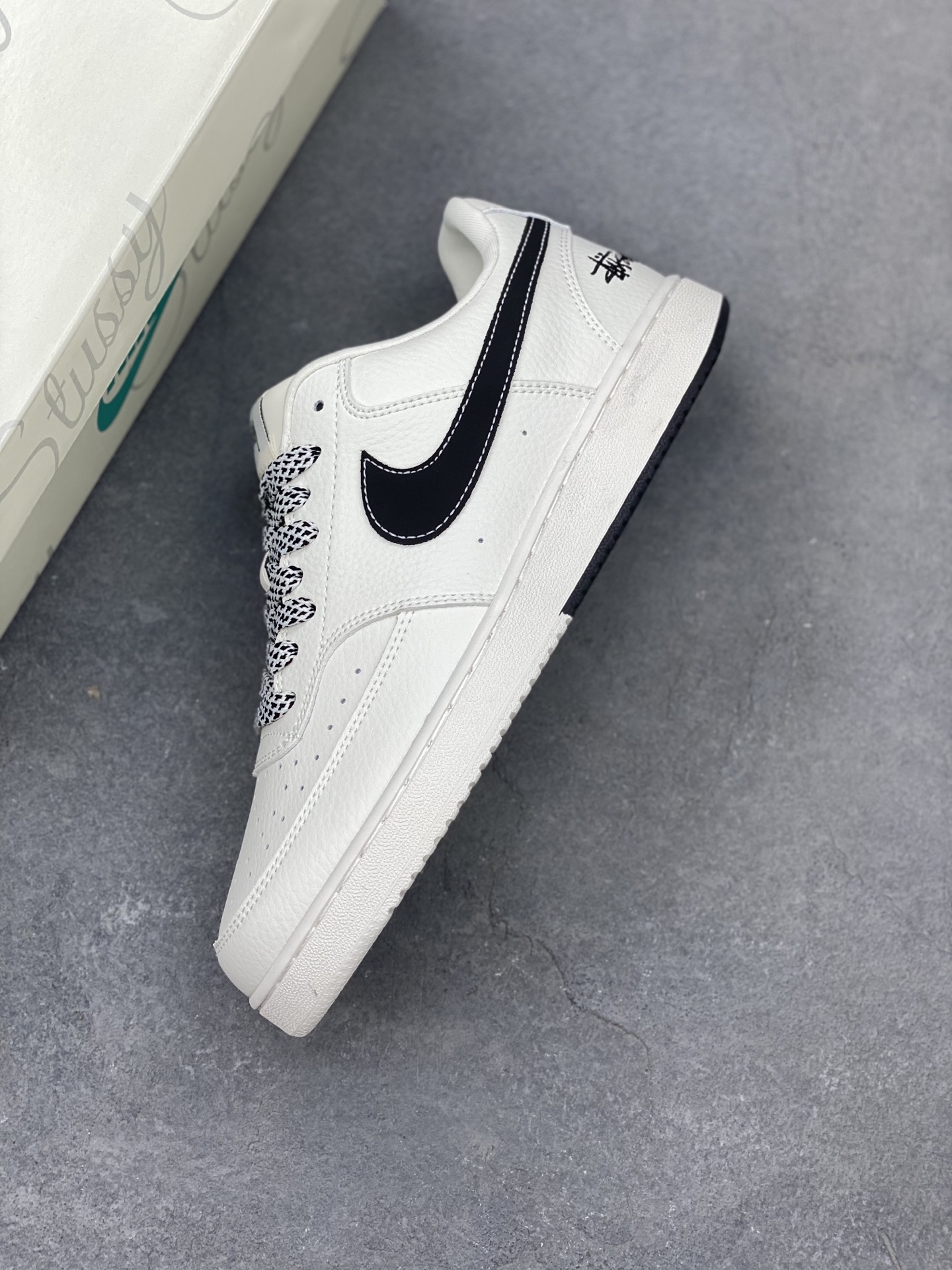 Nike Ebernon Low PRM Sneakers - Stylish, Comfortable, and Breathable Shoes 8 i1748977638333 4699 0 6