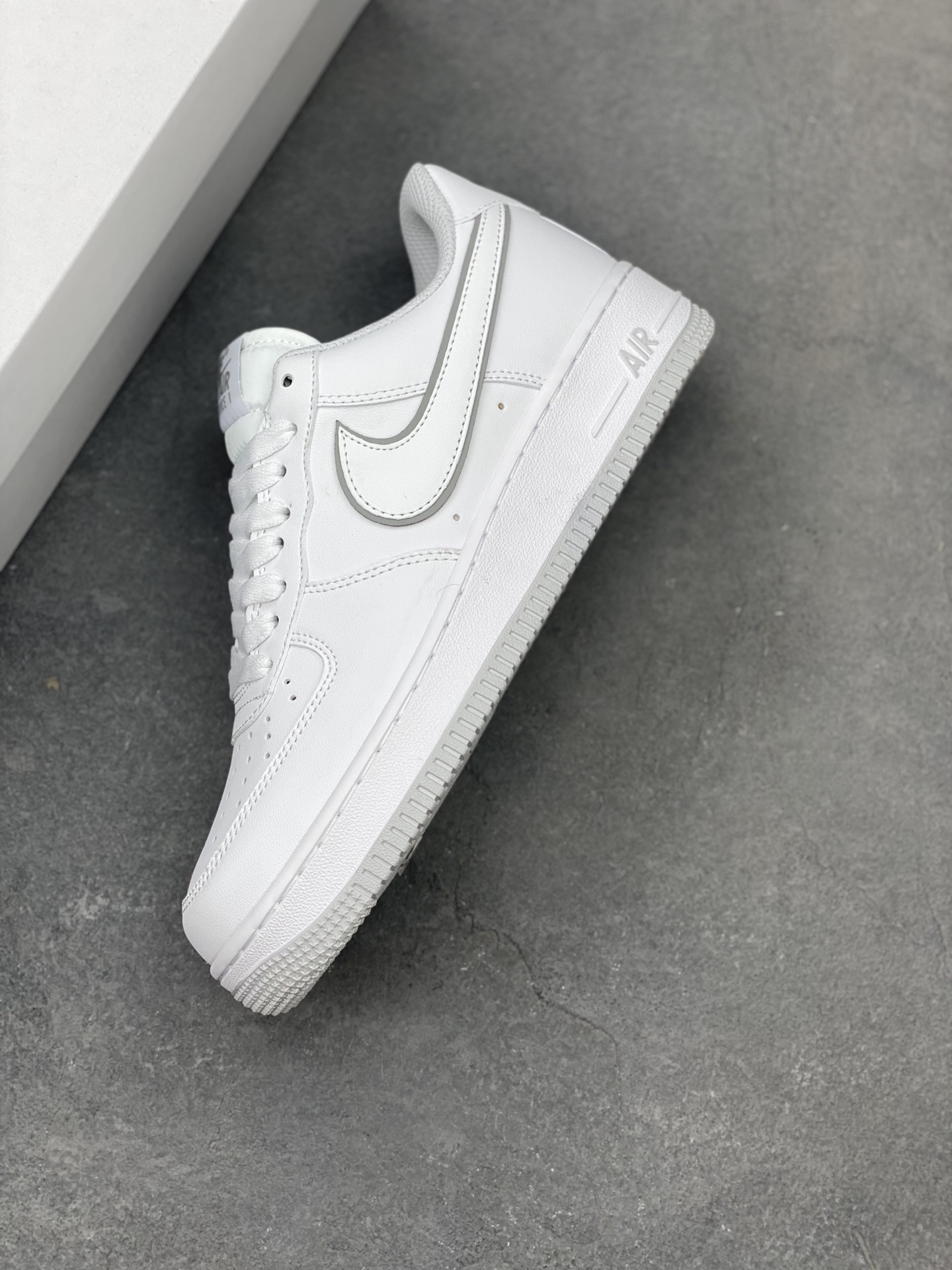 Nike Air Force 1 Low White DX5805-100 - Premium Quality, Classic Style 7 i1748977727920 4233 0 6