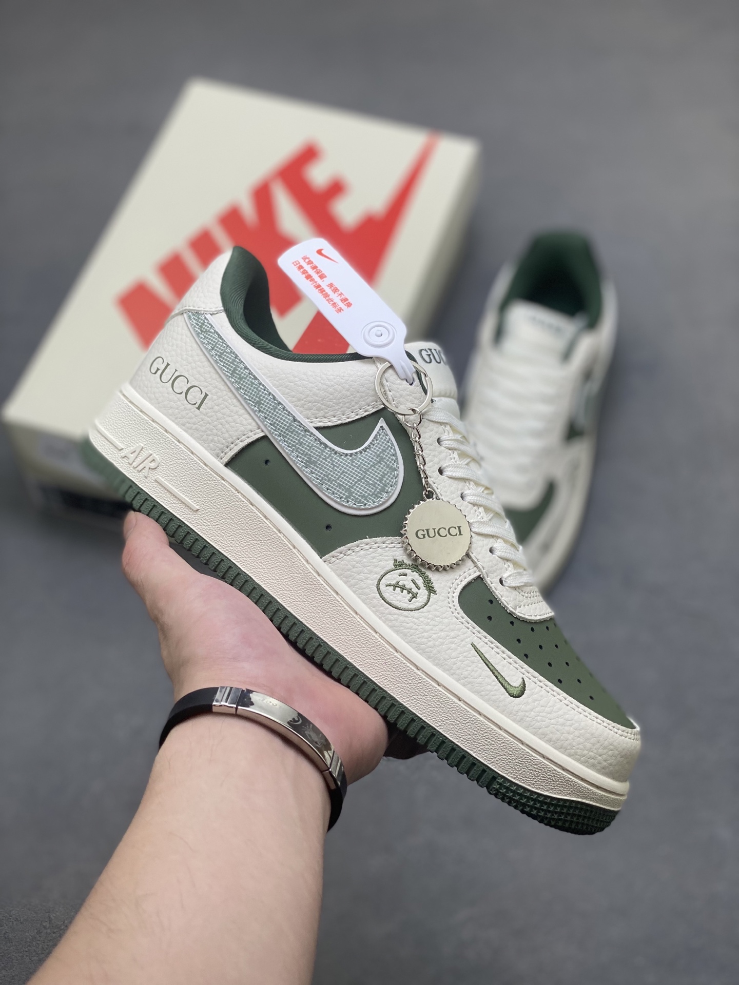 Nike Air Force 1 '07 Low Green/White Custom Sneakers Limited Edition 2 i1750959073896 3781 0 0
