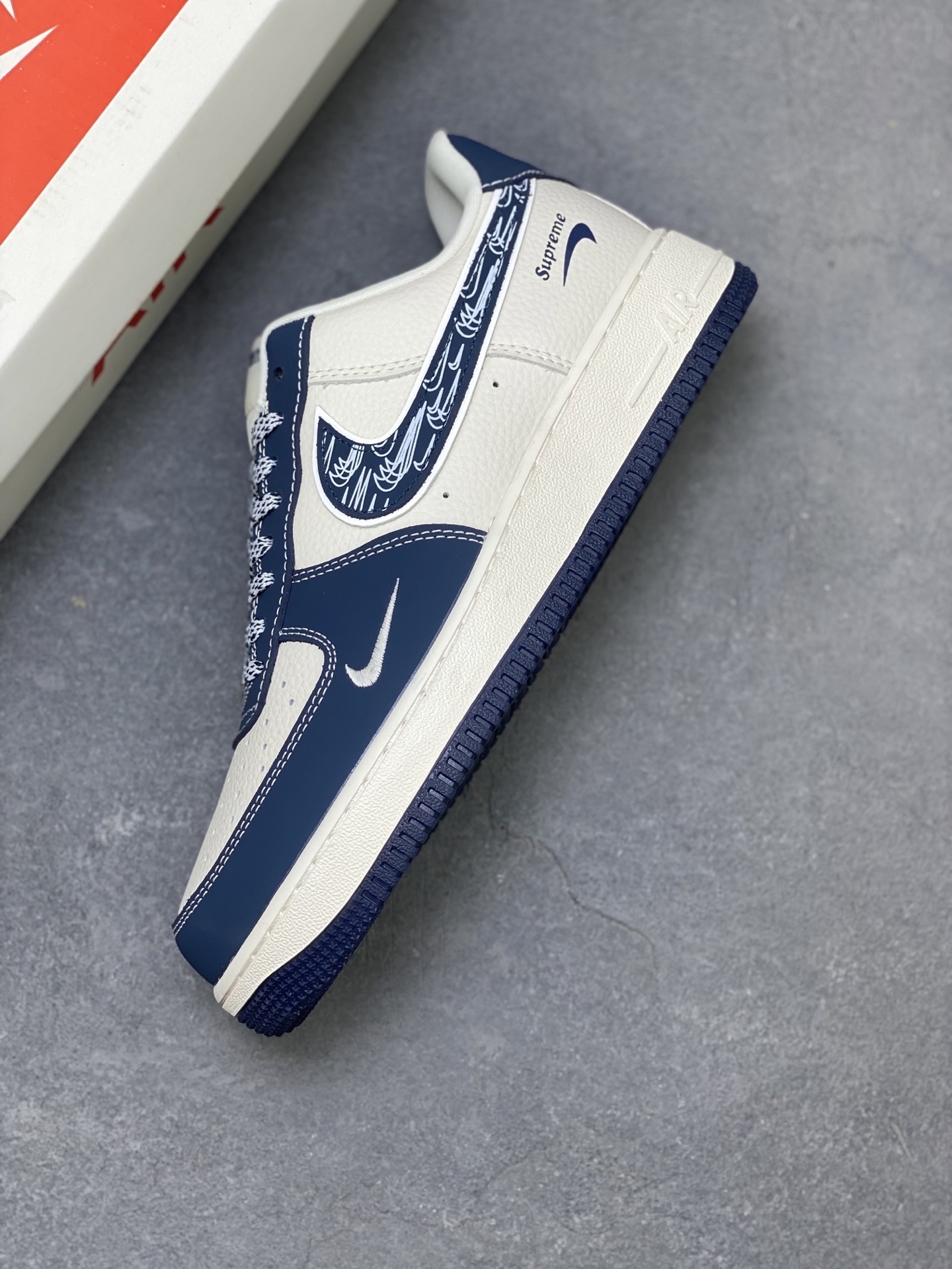 Nike Air Force 1 '07 Low Supreme Collab Sneakers - Navy Blue/White 8 i1751398102451 4171 0 6