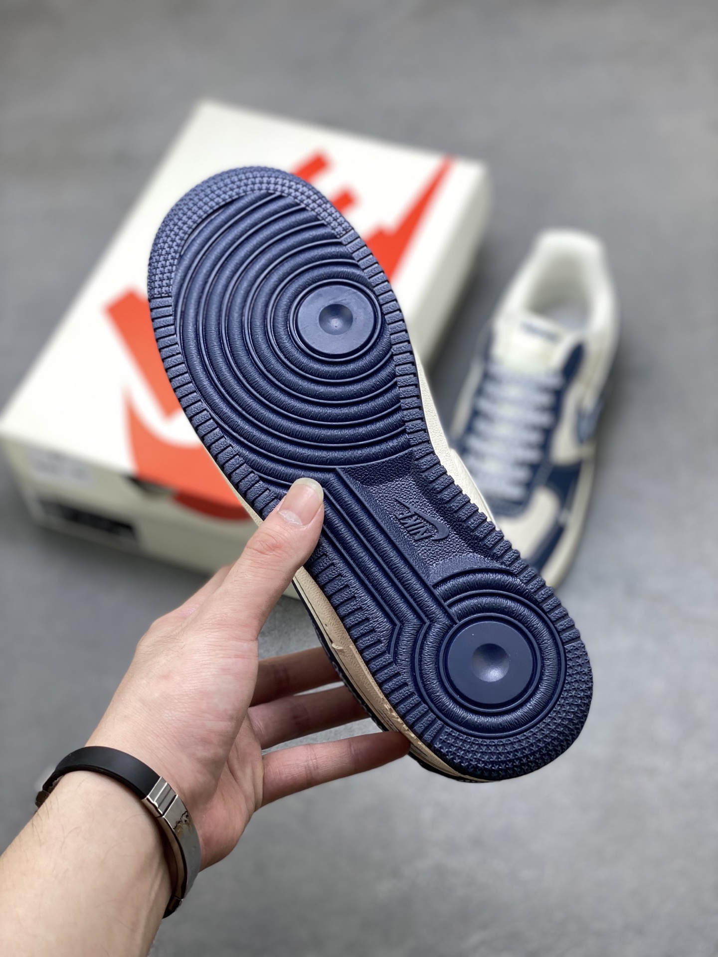 Nike Air Force 1 '07 Low Supreme Collab Sneakers - Navy Blue/White 7 i1751398102461 5154 0 5