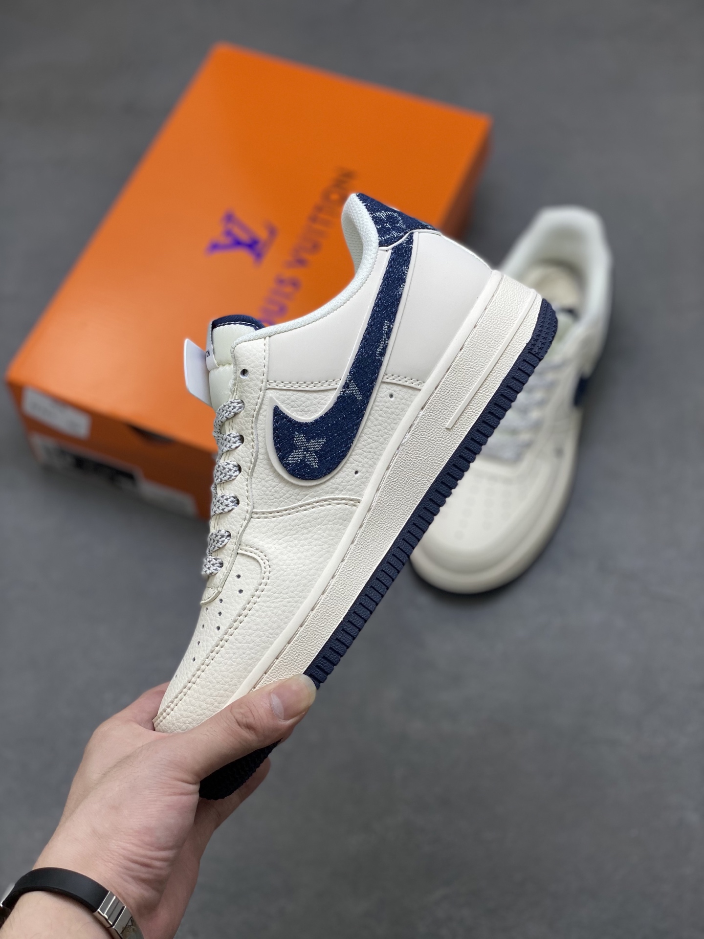 Nike Air Force 1 Low Louis Vuitton Denim - Limited Edition Sneakers 4 i1751398170473 2551 0 2