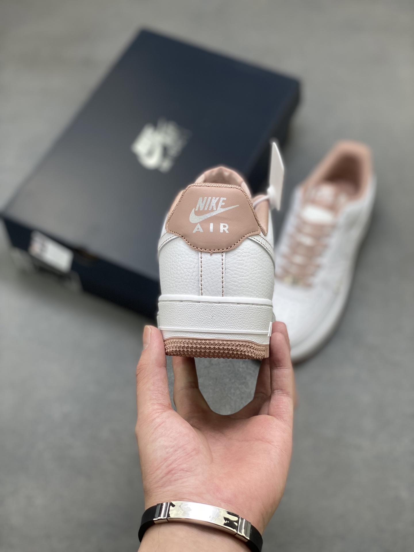 Nike Air Force 1 '07 Low White/Rose Gold Women's Casual Shoes IB6543-100 5 i1751992523396 837 0 3