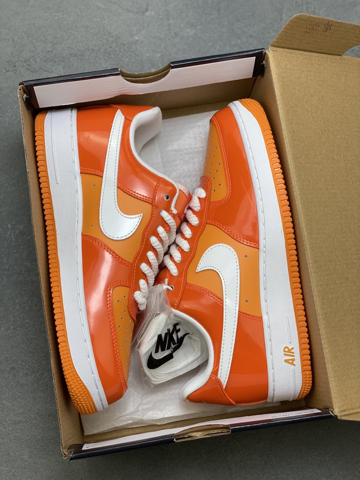 Nike Air Force 1 '07 Low Orange/White, Limited Edition Sneakers 10 i1752854510728 8850 0 8