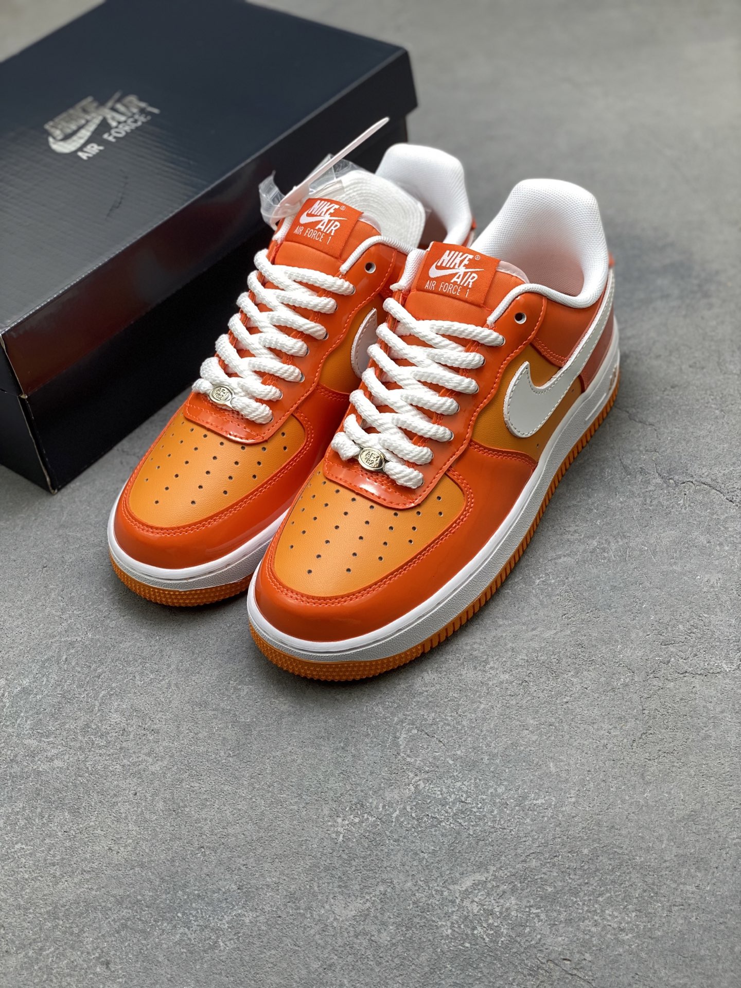 Nike Air Force 1 '07 Low Orange/White, Limited Edition Sneakers 9 i1752854511942 4511 0 7