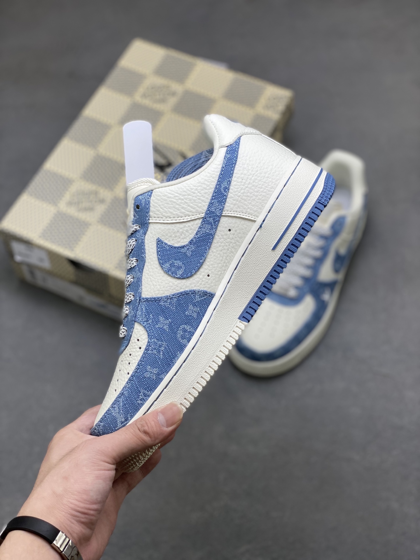 Nike Air Force 1 '07 Low Louis Vuitton Custom Sneakers - Limited Edition 4 i1752854648820 8379 0 2