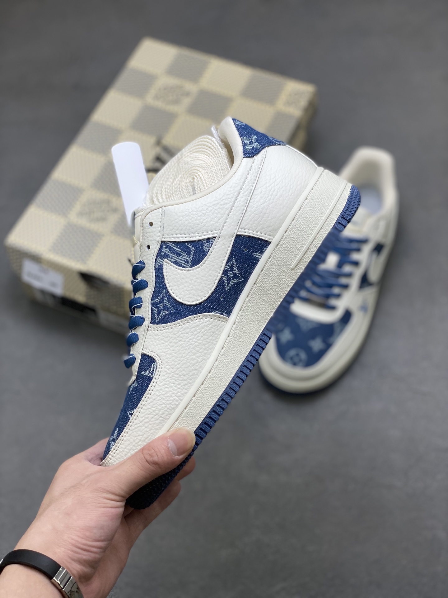 Nike Air Force 1 '07 Low Louis Vuitton Custom Sneakers Limited Edition 4 i1753113759352 5281 0 2
