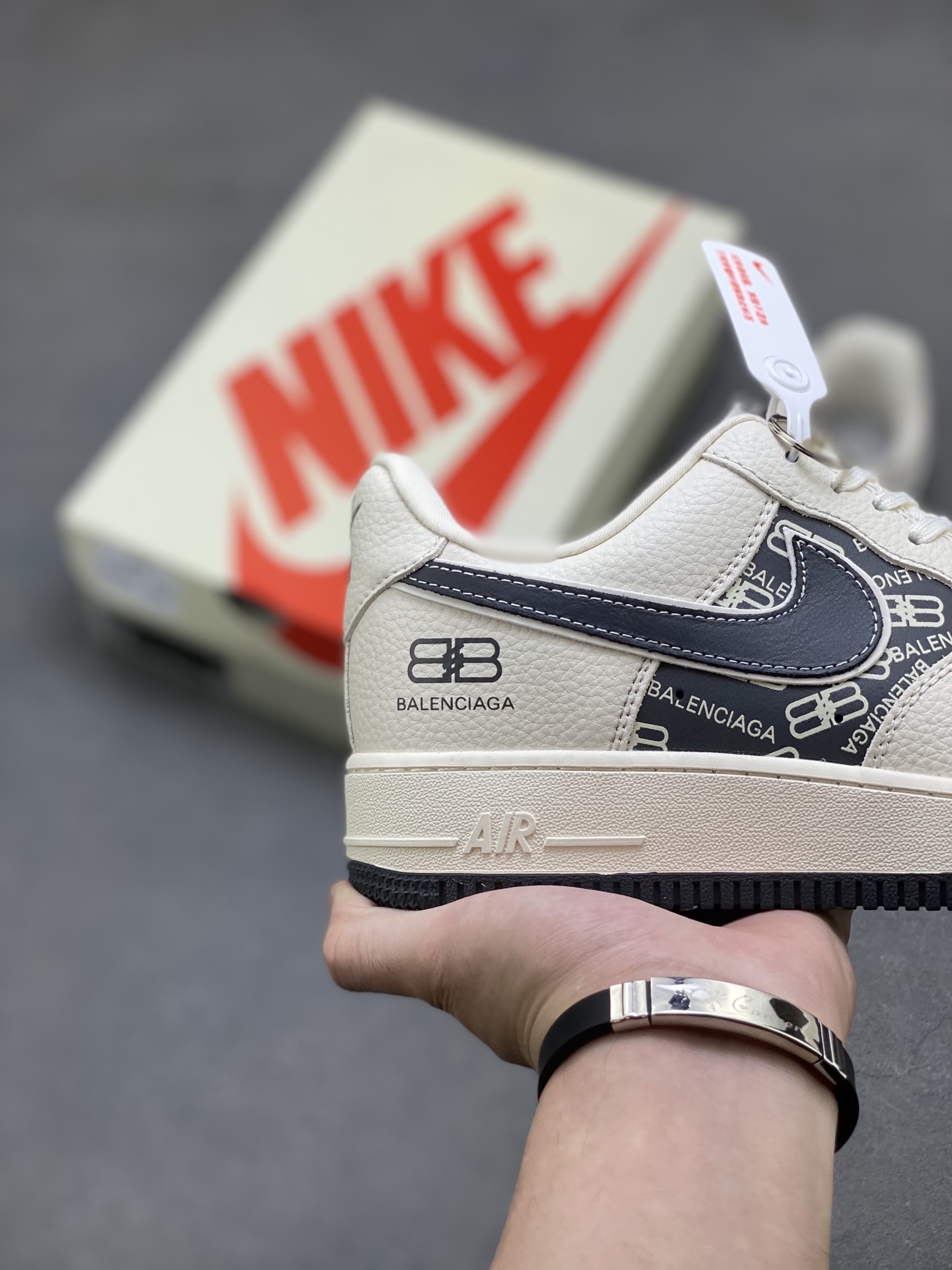Nike Air Force 1 '07 Low Sneakers - Limited Edition Design 6 i1753113797998 7892 0 4