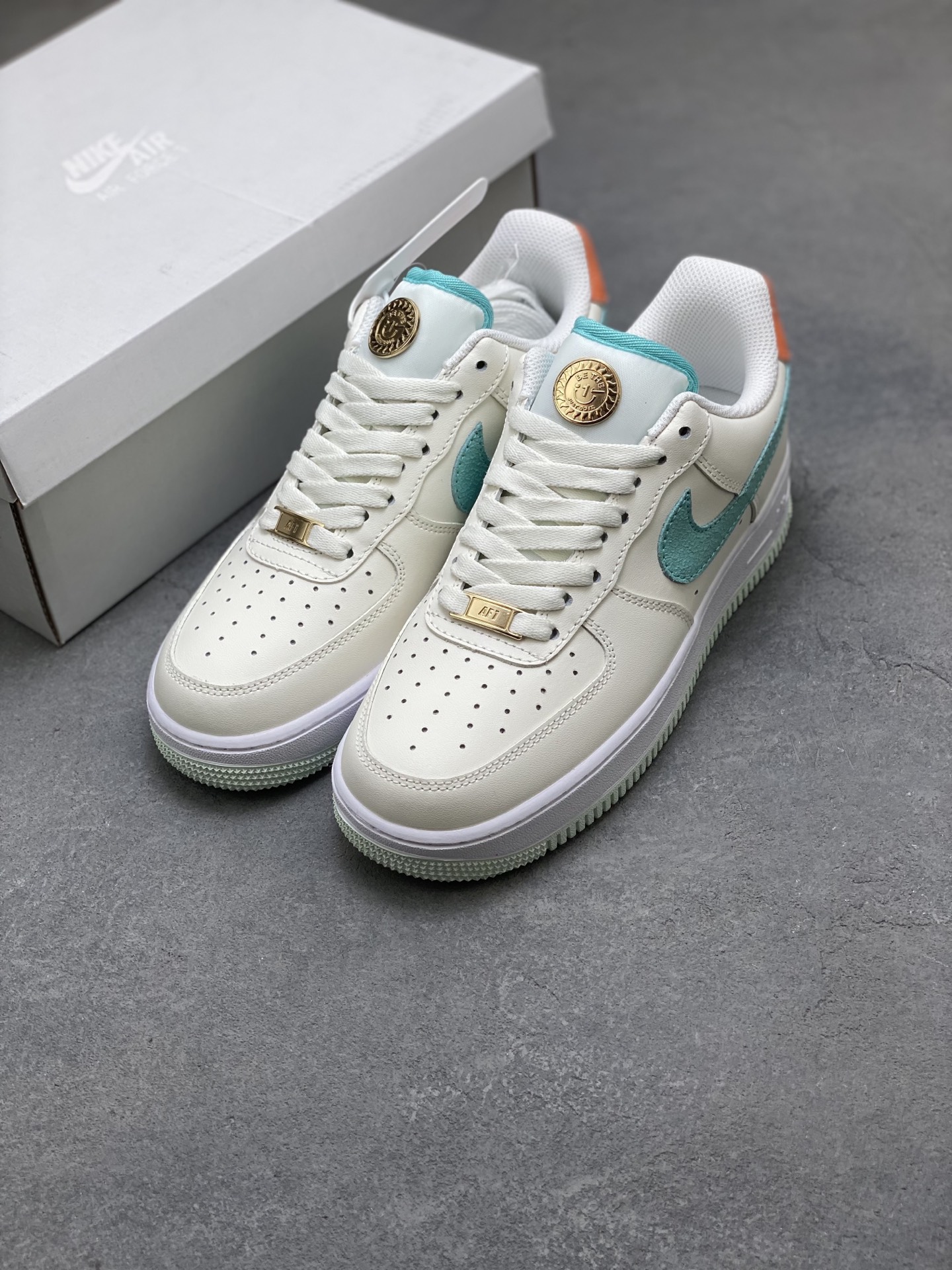 Nike Air Force 1 '07 Low Cream/Teal/Orange - Iconic Style, Premium Comfort 9 i1753113919736 5652 0 7