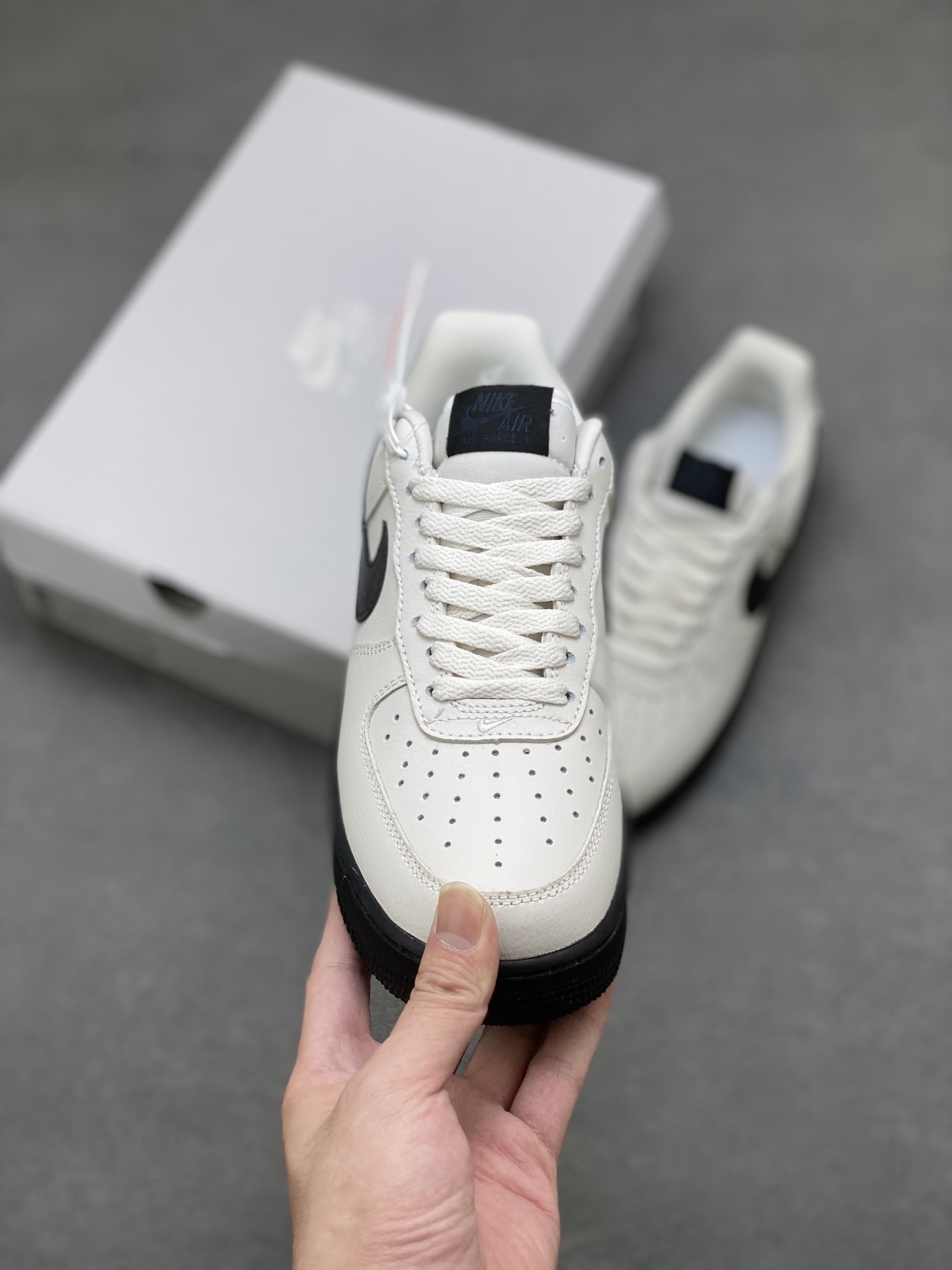 Nike Air Force 1 '07 Low Cream/Black Casual Shoes HJ7180-030 3 i1753113960419 6265 0 1