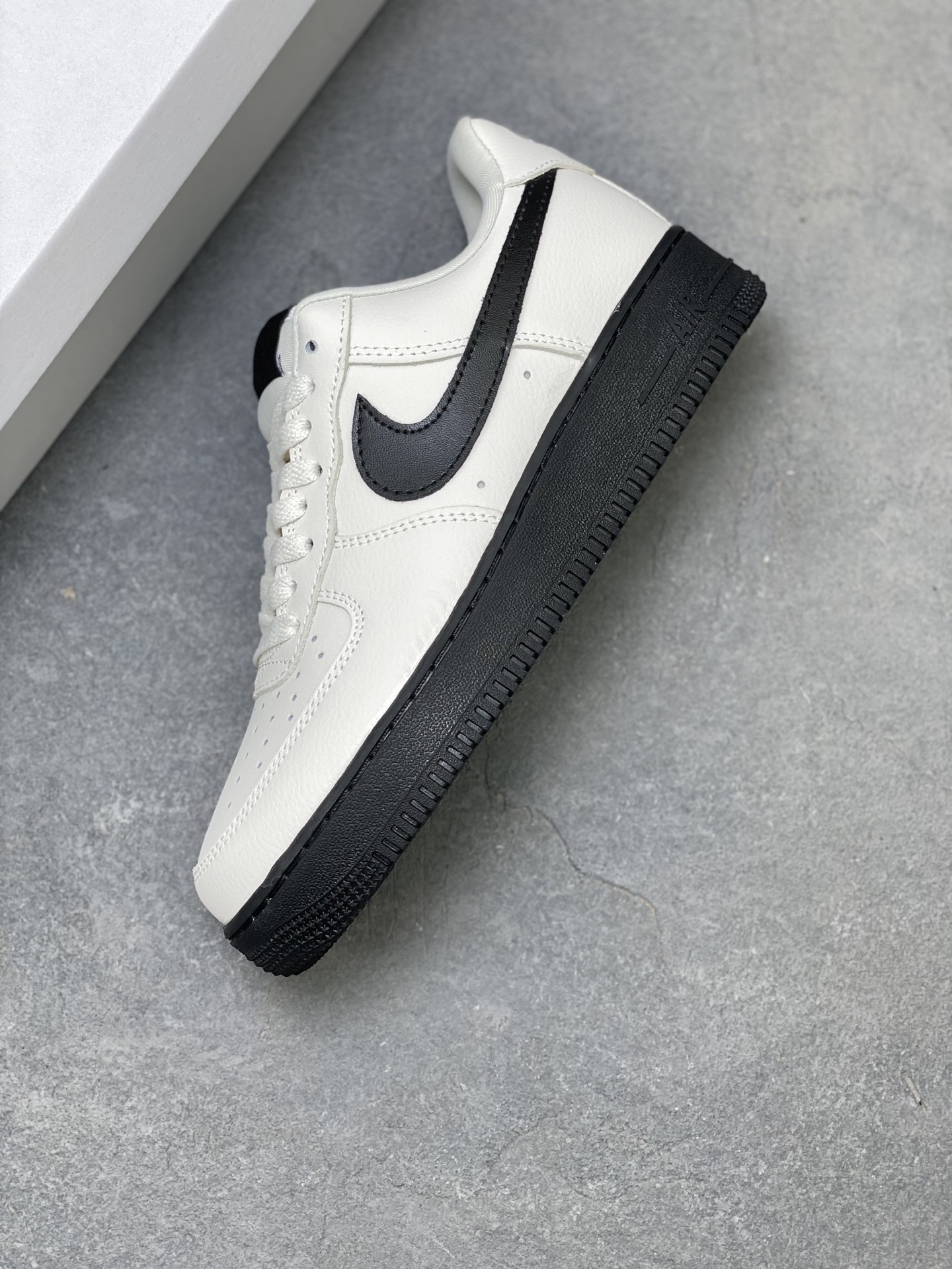 Nike Air Force 1 '07 Low Cream/Black Casual Shoes HJ7180-030 8 i1753113969934 6354 0 6