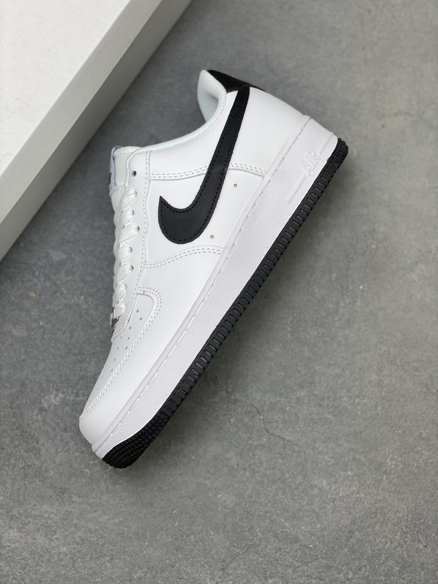 Nike Air Force 1 '07 Low White/Black - Original Quality & Comfortable Sneakers 8 i1753114068400 3794 0 6