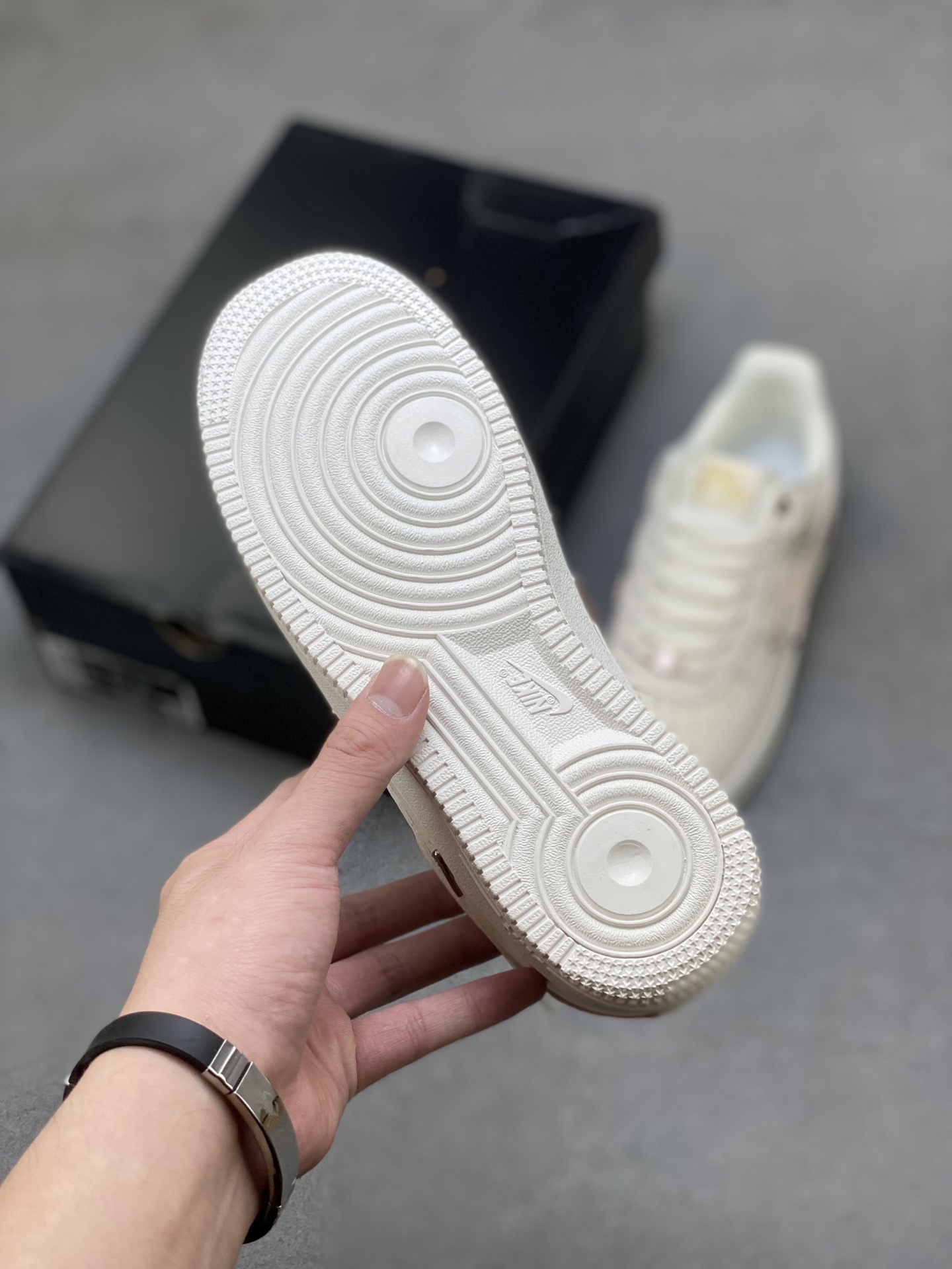 Nike Air Force 1 '07 Low FV8110-181 Ivory with Hook Detail 7 i1753114122253 5498 0 5