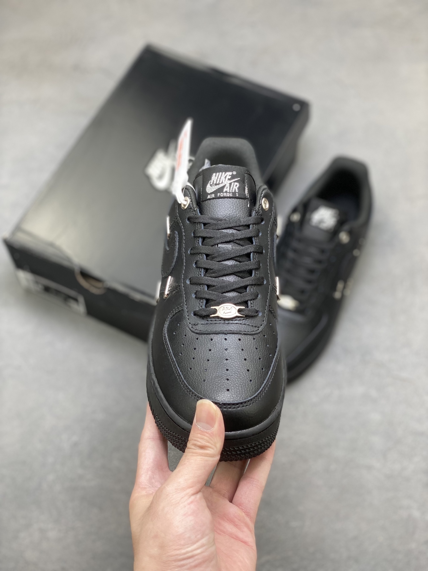 Nike Air Force 1 '07 Low Black with Metal Accents - Limited Edition 3 i1753114294379 2915 0 1